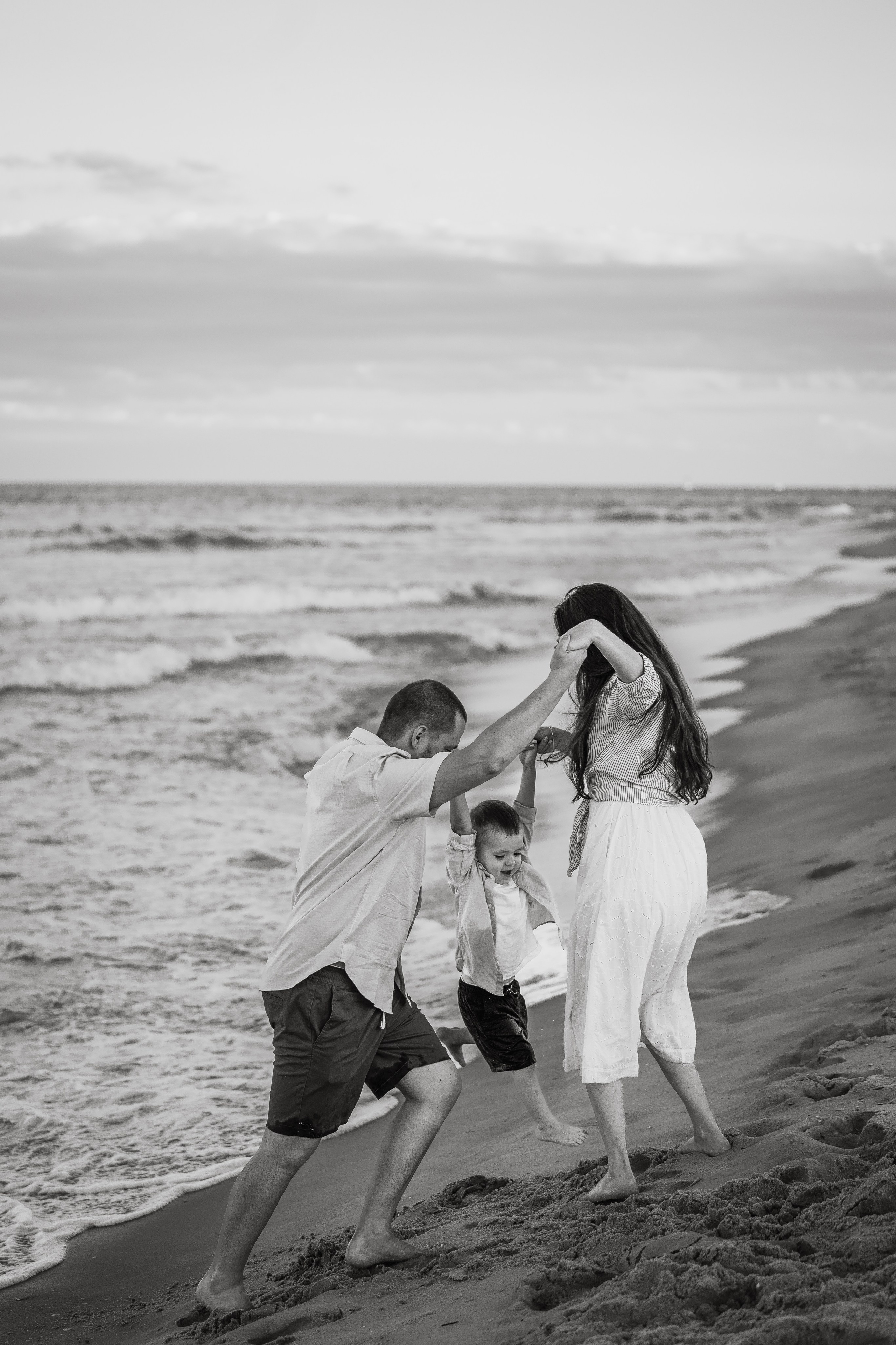Ocean Family Photography – Breathtaking Coastal Memories. Alisa Tant — Family and newborn photographer Bucks County, Montgomery county, Philadelphia, NJ