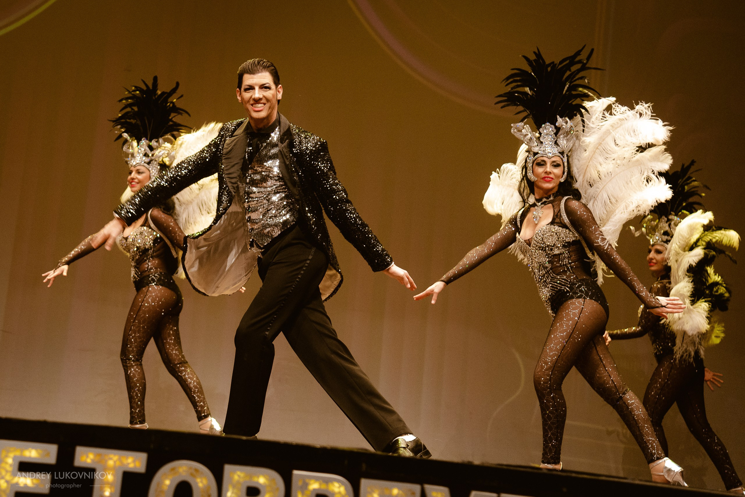 Reportaje fotográfico y rodaje entre bastidores del concierto de La Sal de Torrevieja en España