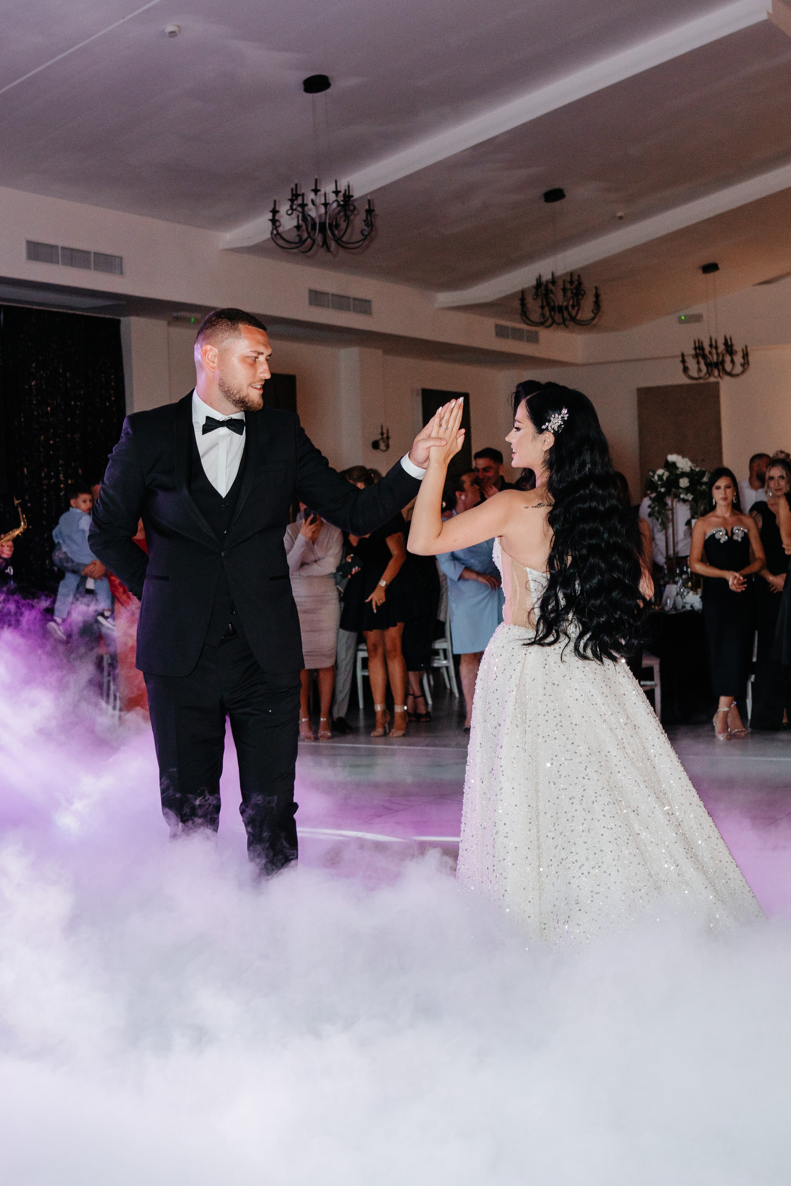 Catalina & Remus. Raw Studio. Fotograful tau de nunta!