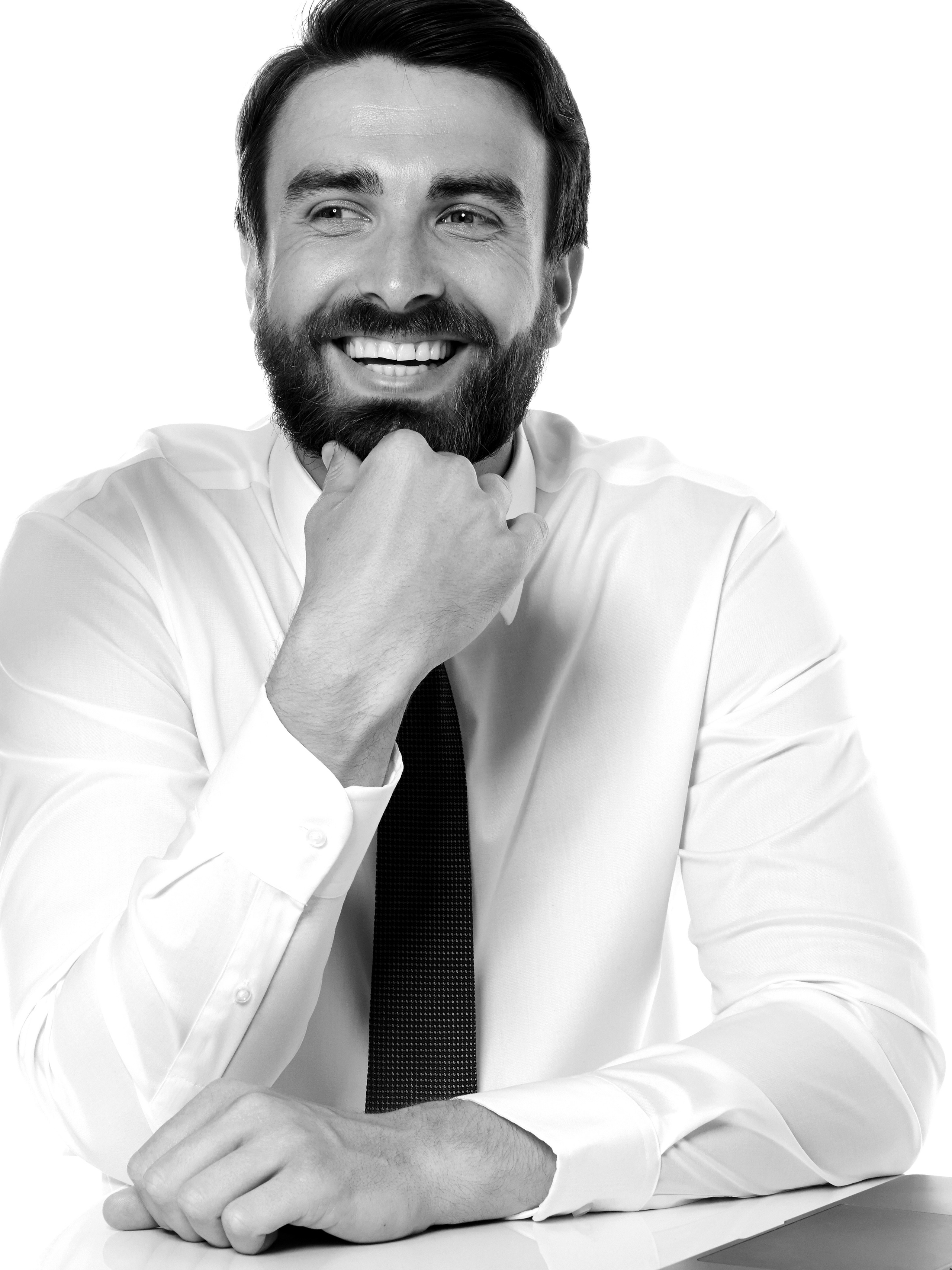 Black and white portrait of an ofiice clerck, business man, white shirt and tie, Black and white full lengh portrait , editorial photo, business handsome man, Black and white portrait of a man, Italy, romantic picture, Fotograf in Deutschland, Weiss und schwarz foto ,  fotograf in Schweinfurt , Fotograf in Frankfurt, Fotograf in Würzburg, Modefotograf, Hochzeitsfotograf, Schweinfurt foto , Bayern Foto, Erlangen fotograf, Nuremberg fotograf , fotograf in der nähe , fotograf in München , fotograf in Regensburg, fotograf in meiner nähe, Schweinfurt foto, Schweinfurt Fotogeschäft, Schweinfurt fotoshooting, Schweinfurt Hochzeit ,