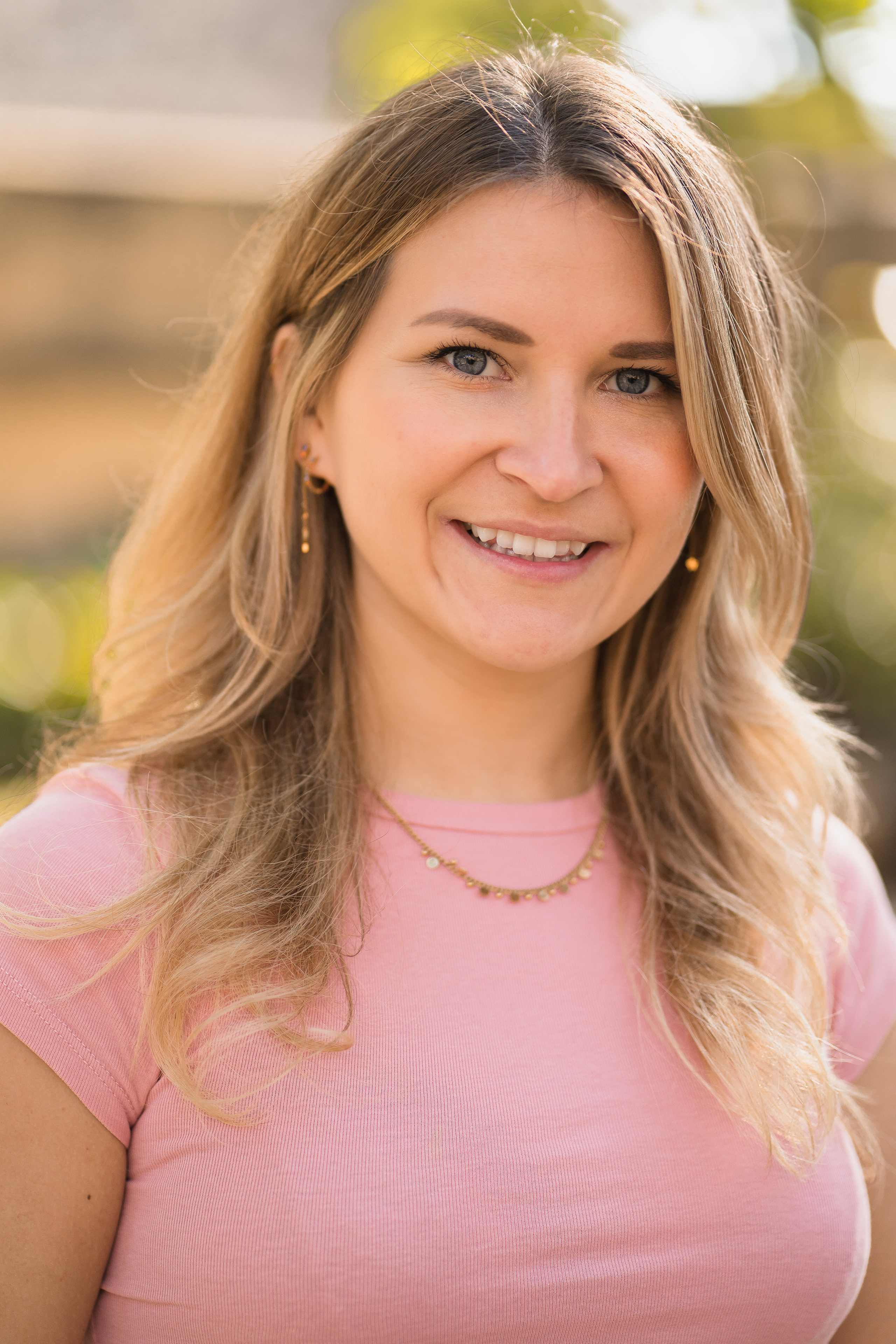 Simone, Altstadt von Palma. Deine Fotografin auf Mallorca für Familien und Business