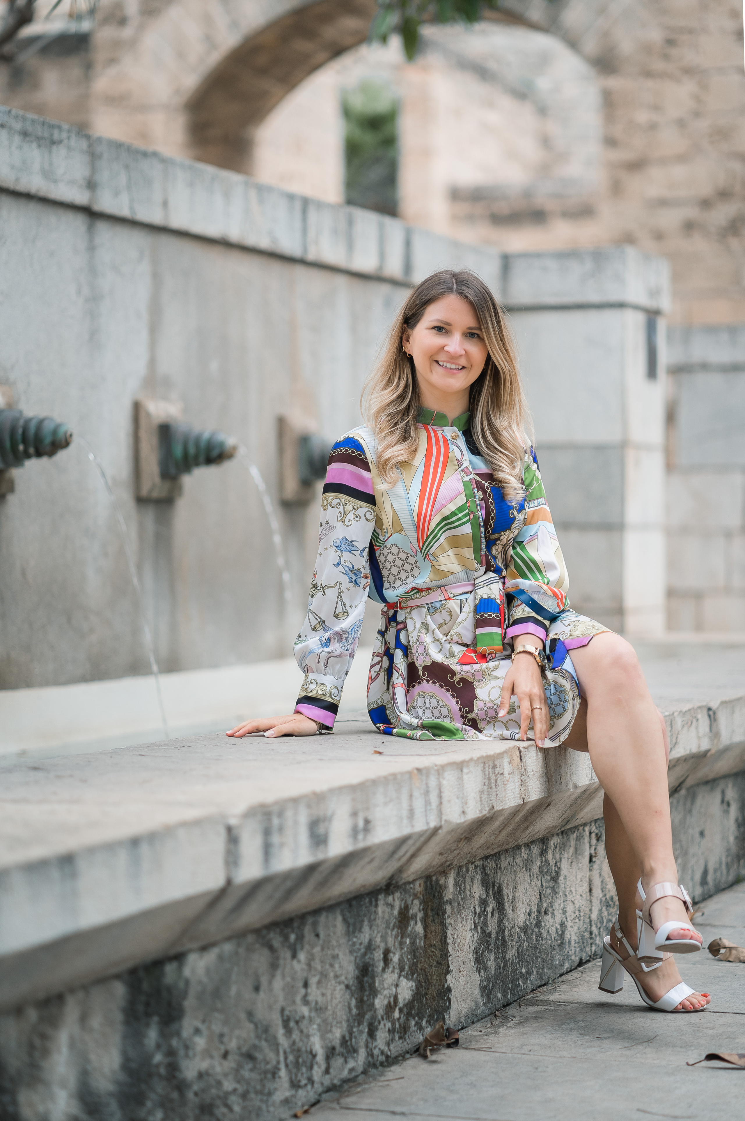 Simone, Altstadt von Palma. Deine Fotografin auf Mallorca für Familien und Business