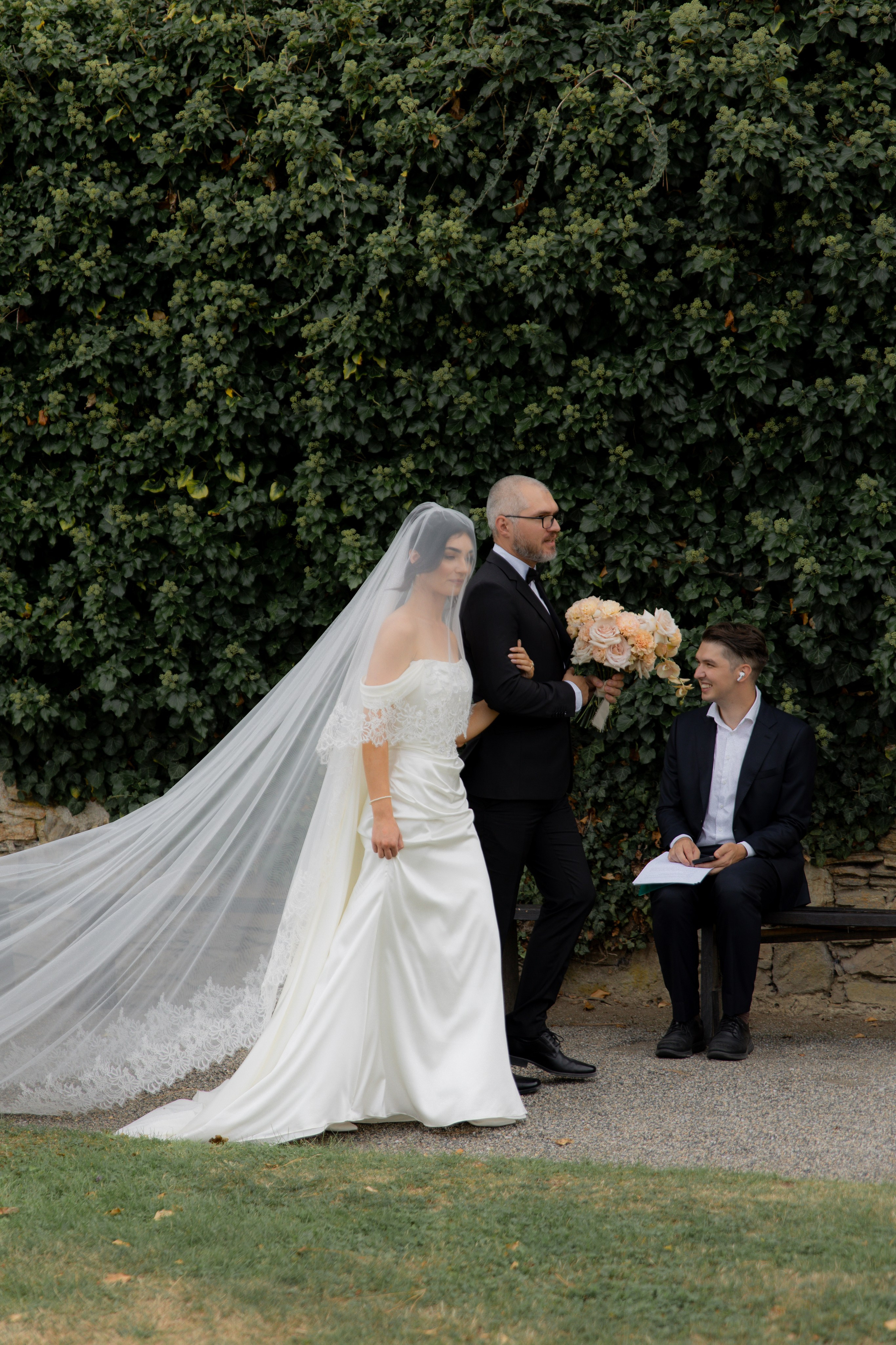 Elegant Castle Wedding in Austria | Alwin & Ruth’s Fairytale Celebration. Wedding photographer and videographer based in Timisoara, Romania