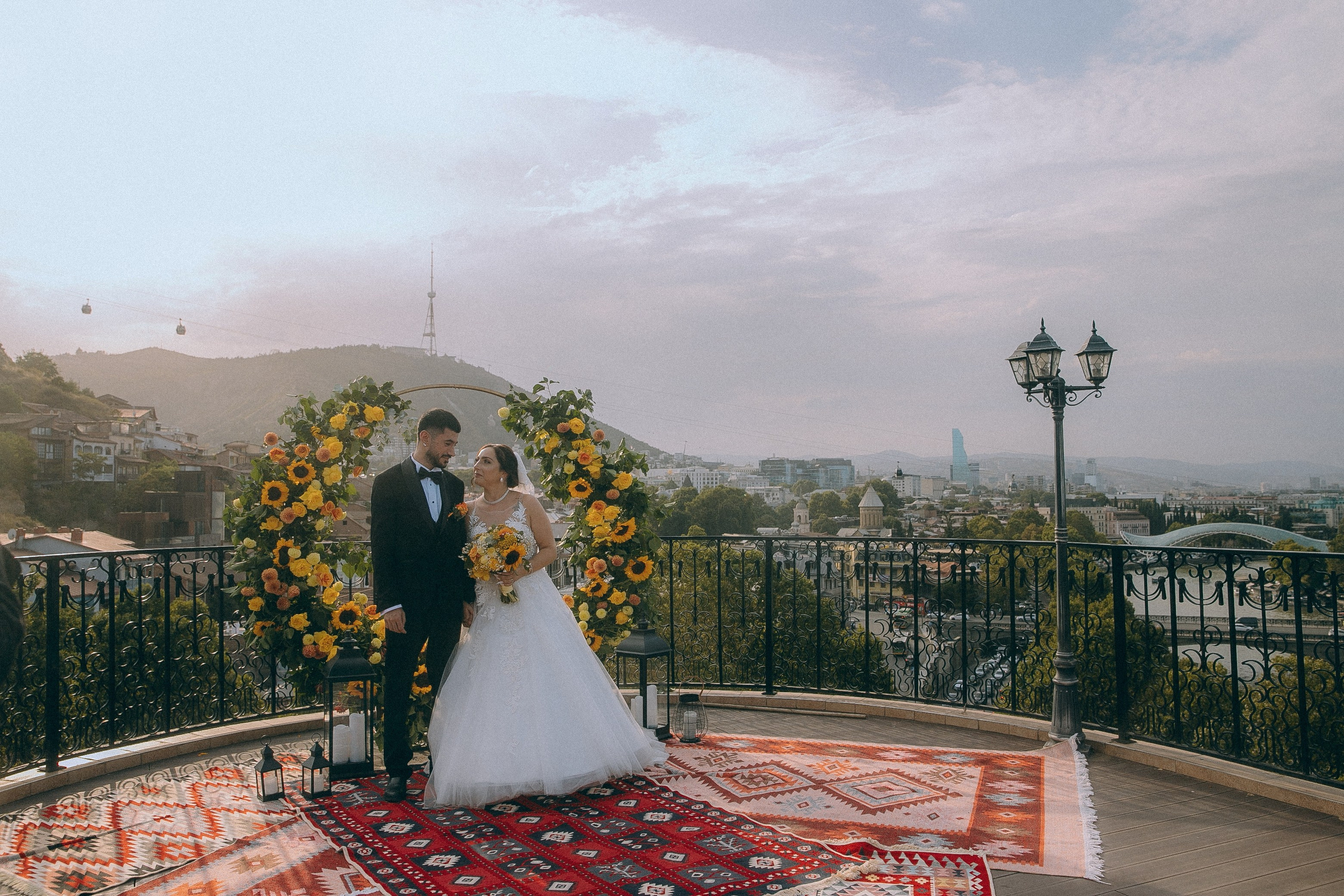 Tiflis Veranda. Арт Ивент Студио — Свадьбы и мероприятия в Грузии 💜