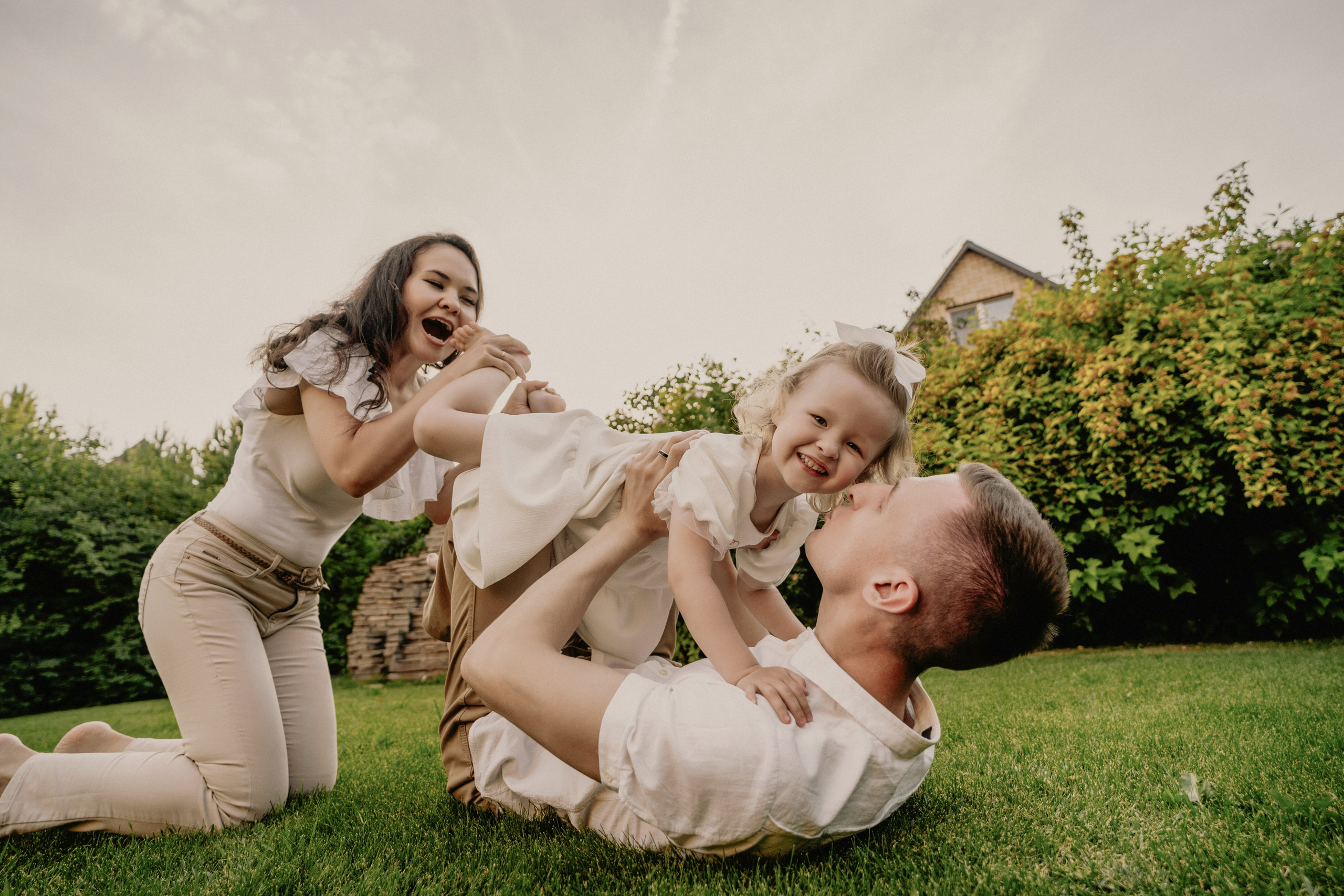 Fall Family Photoshoot – Warm Colors & Cozy Moments. Alisa Tant — Family and newborn photographer Bucks County, Montgomery county, Philadelphia, NJ