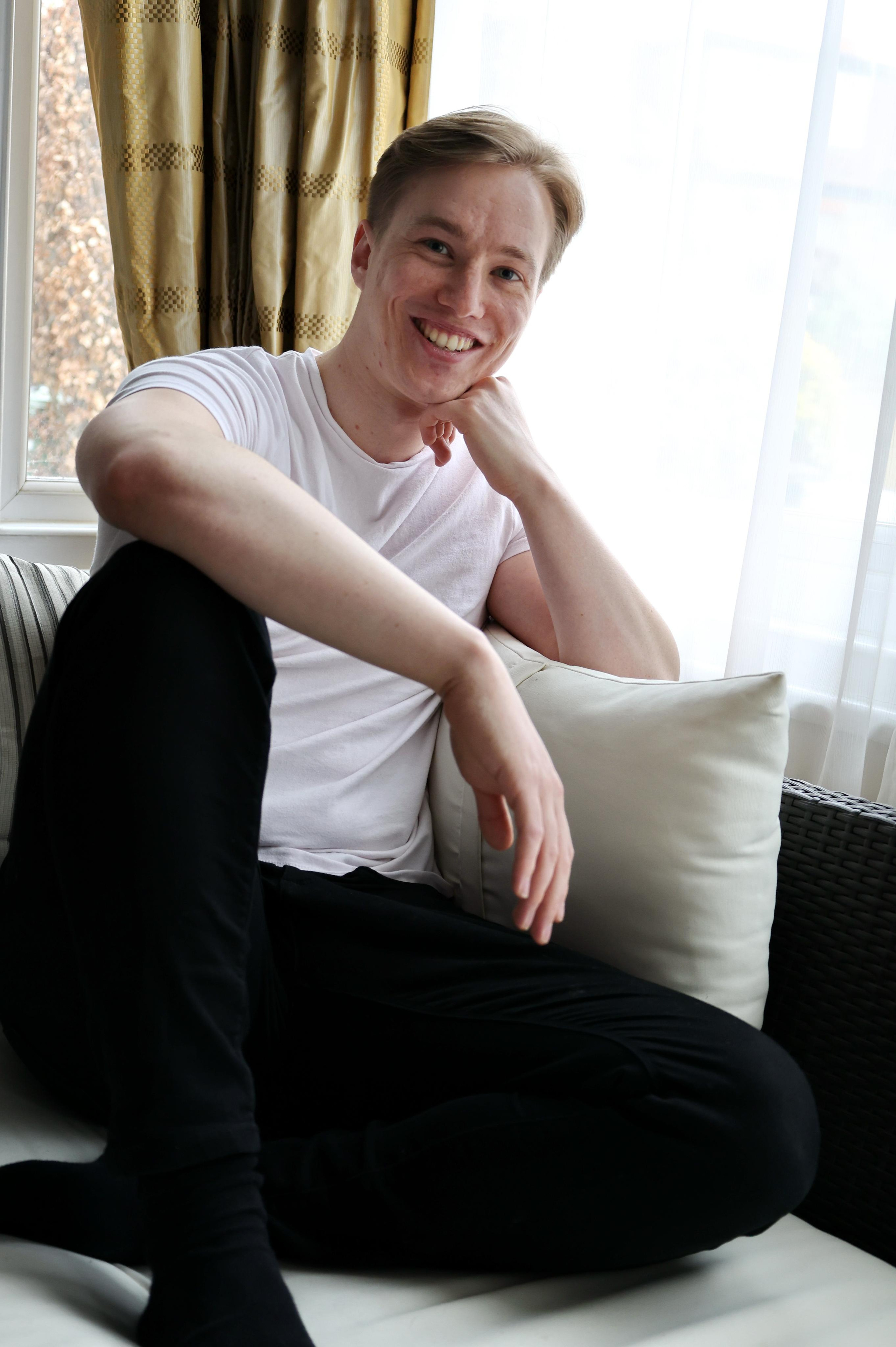 Oleg. Couples and portraits photographer Wimbledon London