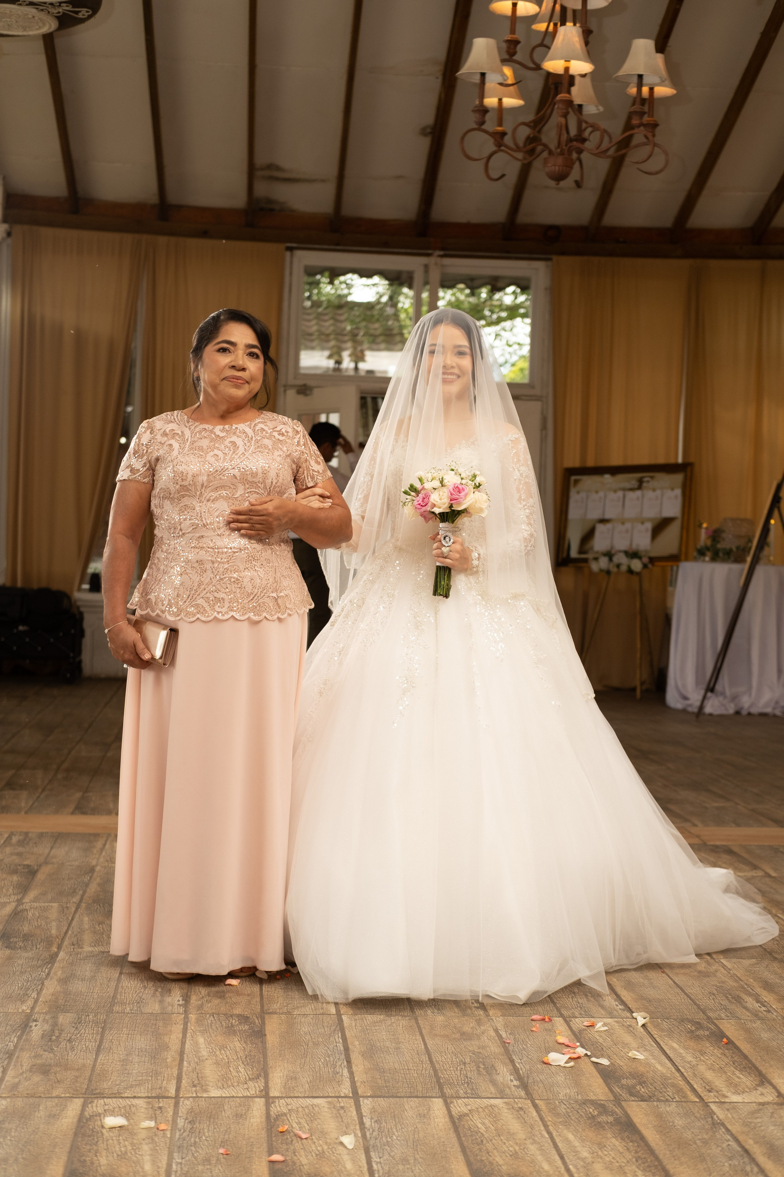 Abi & Gio. Daniel Brand | Fotografía de Bodas y Comercial en Honduras