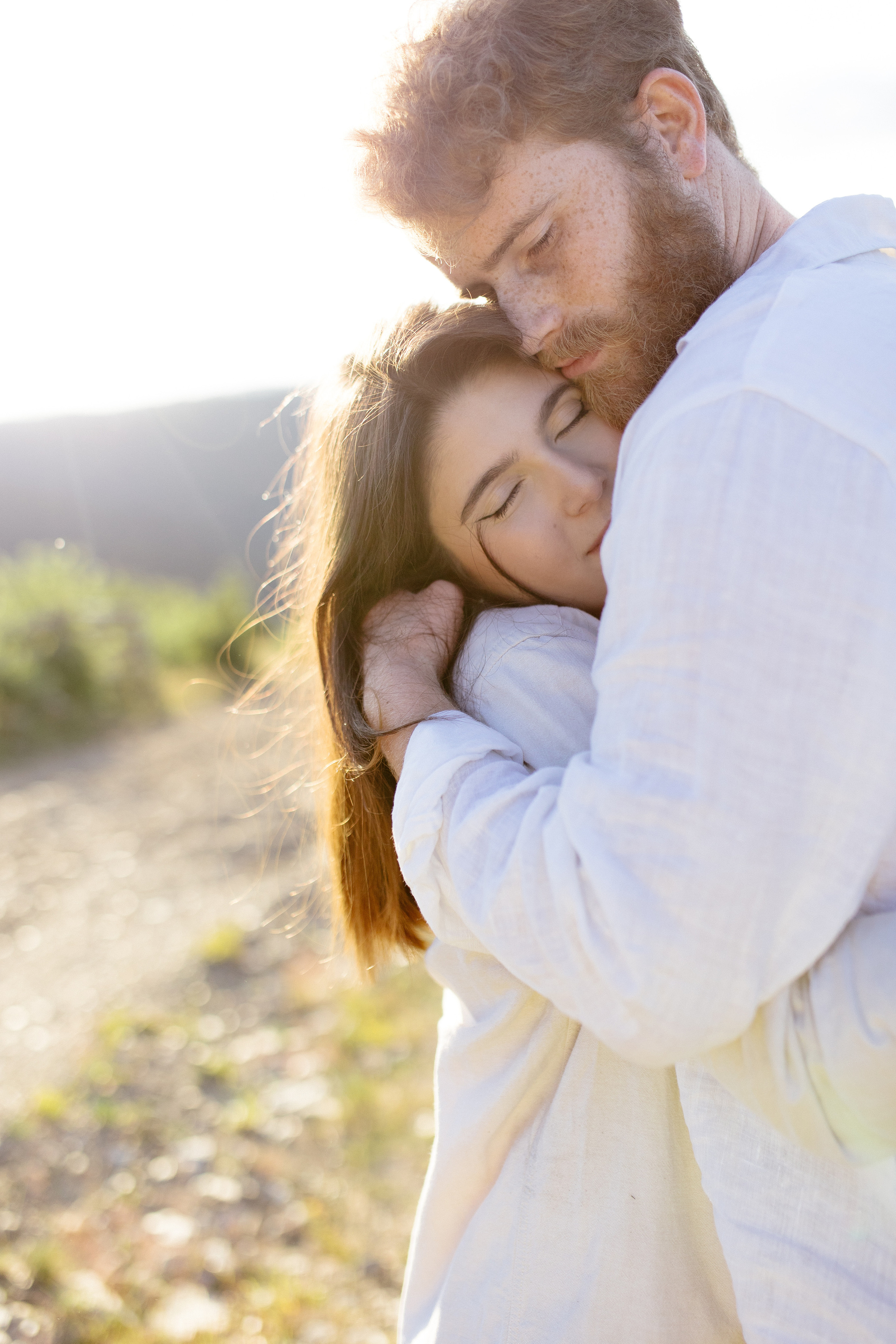 Airy couple session up in the mountains. Italy wedding photographer. Wedding photographer and videographer based in Timisoara, Romania