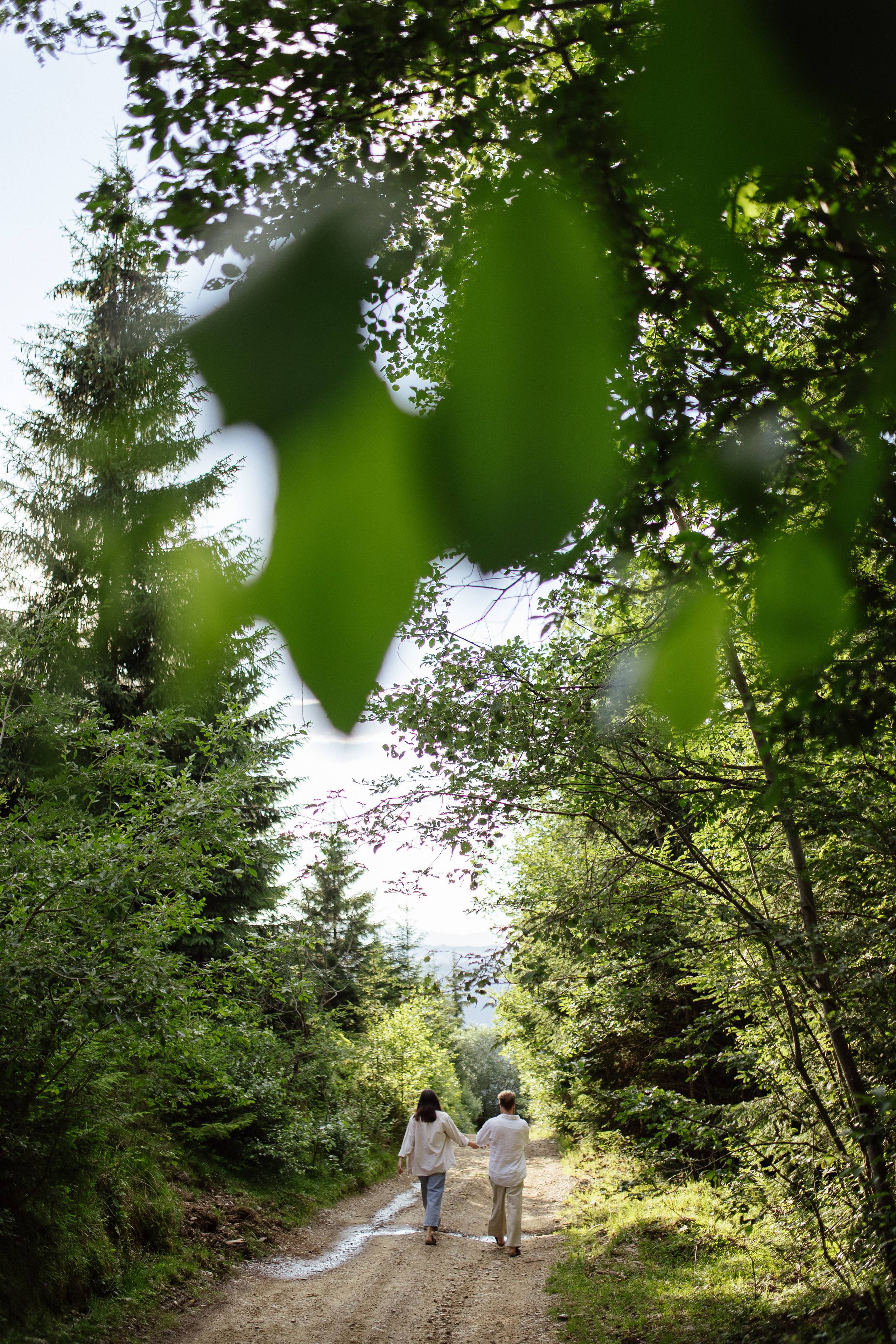 Airy couple session up in the mountains. Italy wedding photographer. Wedding photographer and videographer based in Timisoara, Romania