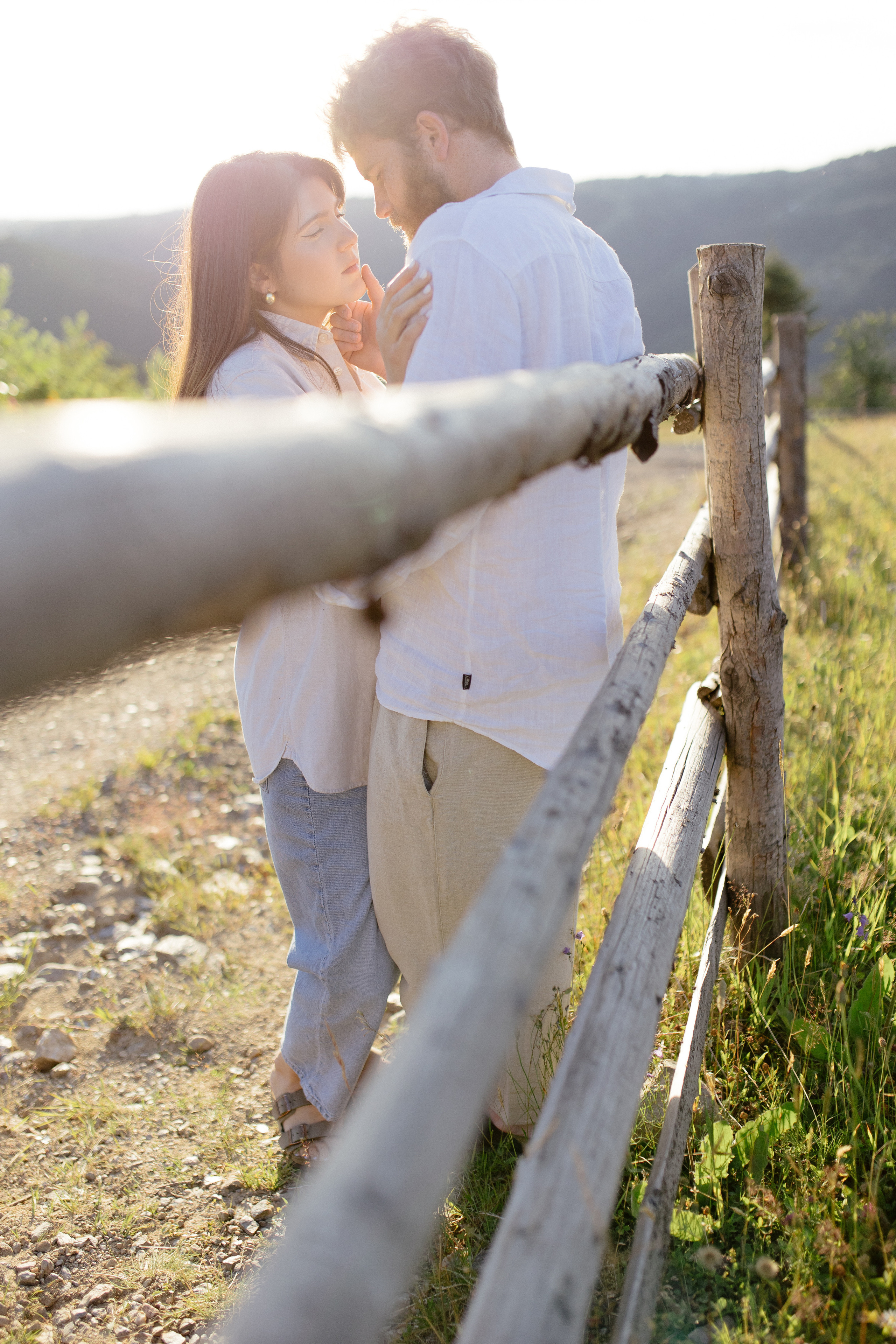 Airy couple session up in the mountains. Italy wedding photographer. Wedding photographer and videographer based in Timisoara, Romania
