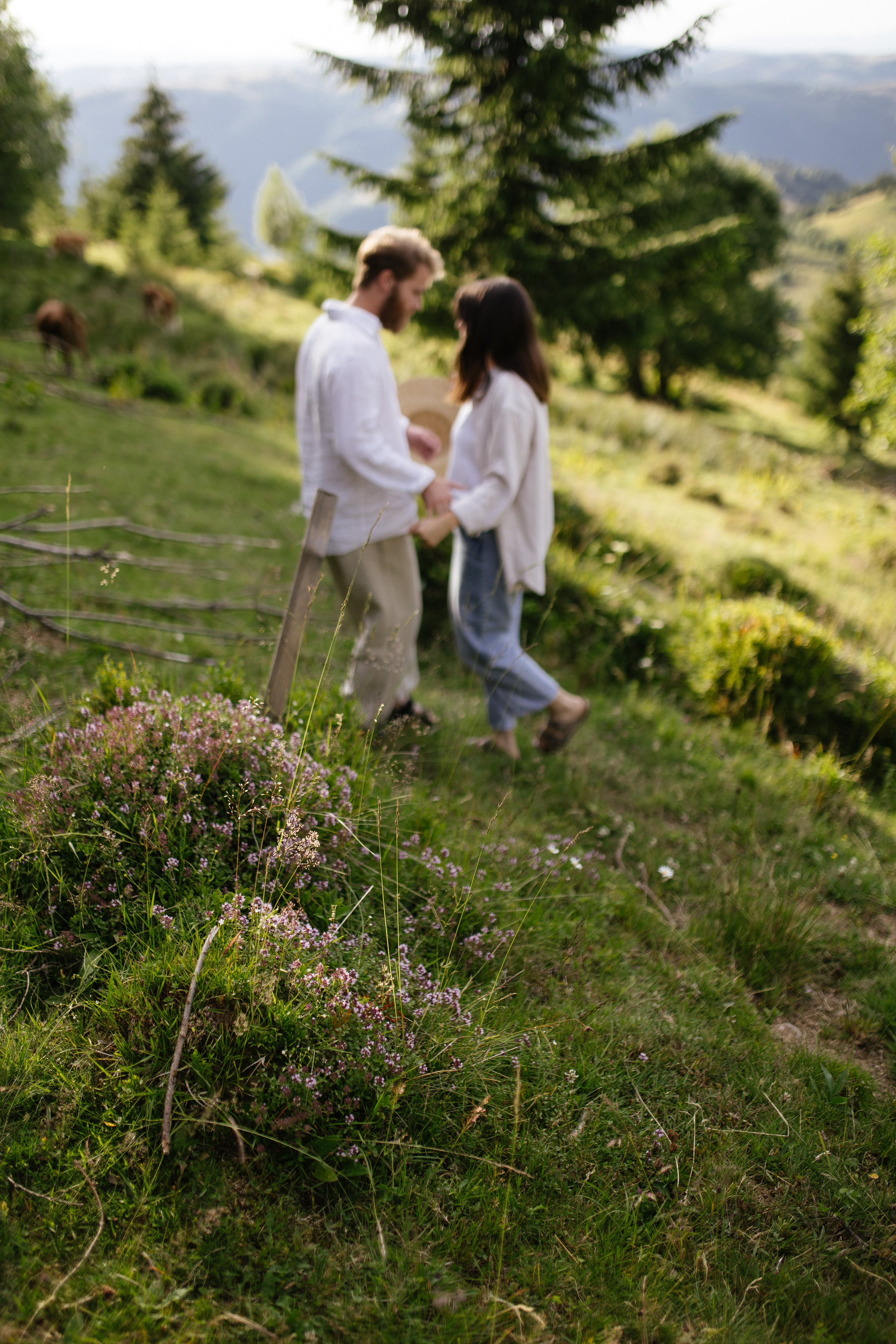 Airy couple session up in the mountains. Italy wedding photographer. Wedding photographer and videographer based in Timisoara, Romania