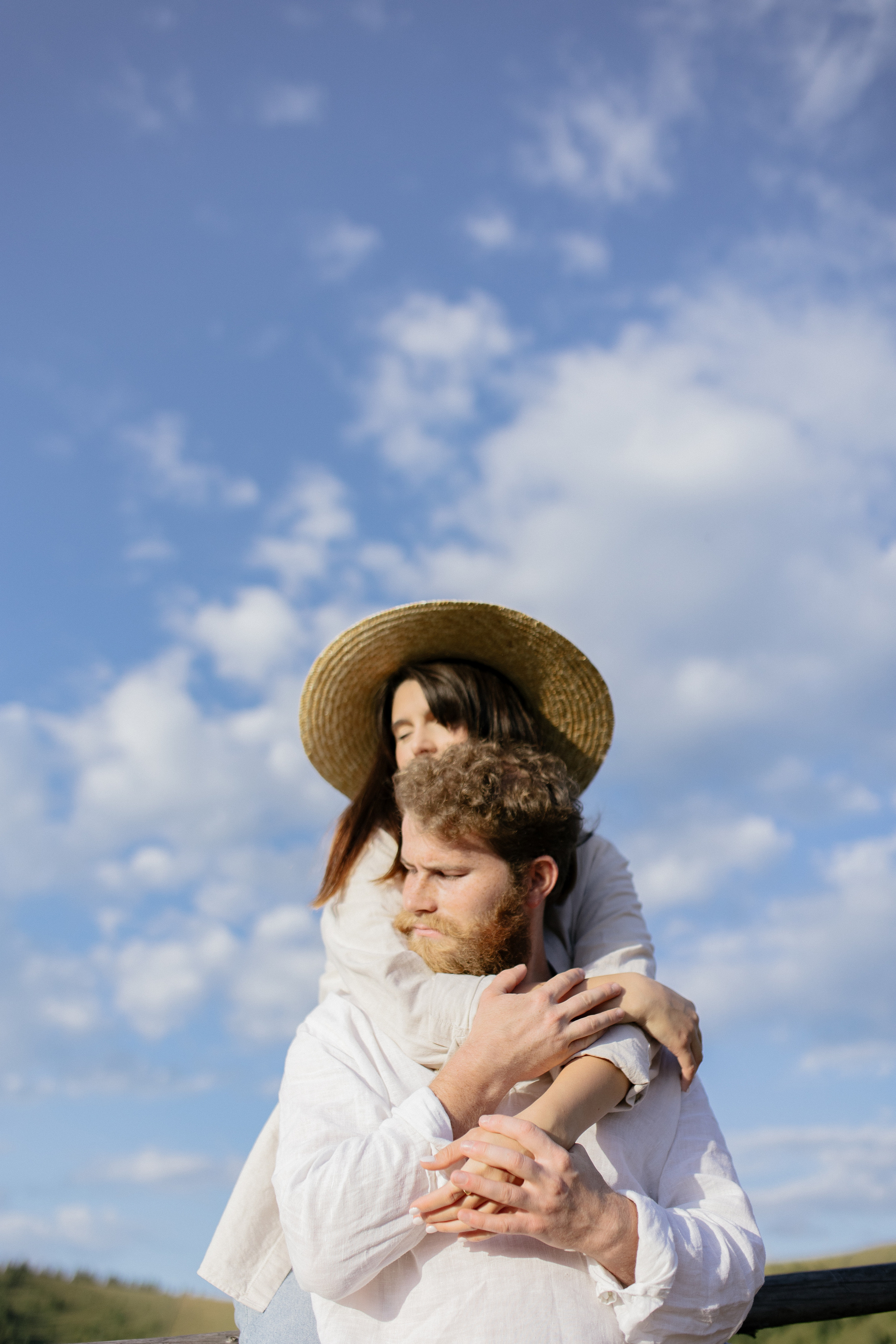 Airy couple session up in the mountains. Italy wedding photographer. Wedding photographer and videographer based in Timisoara, Romania