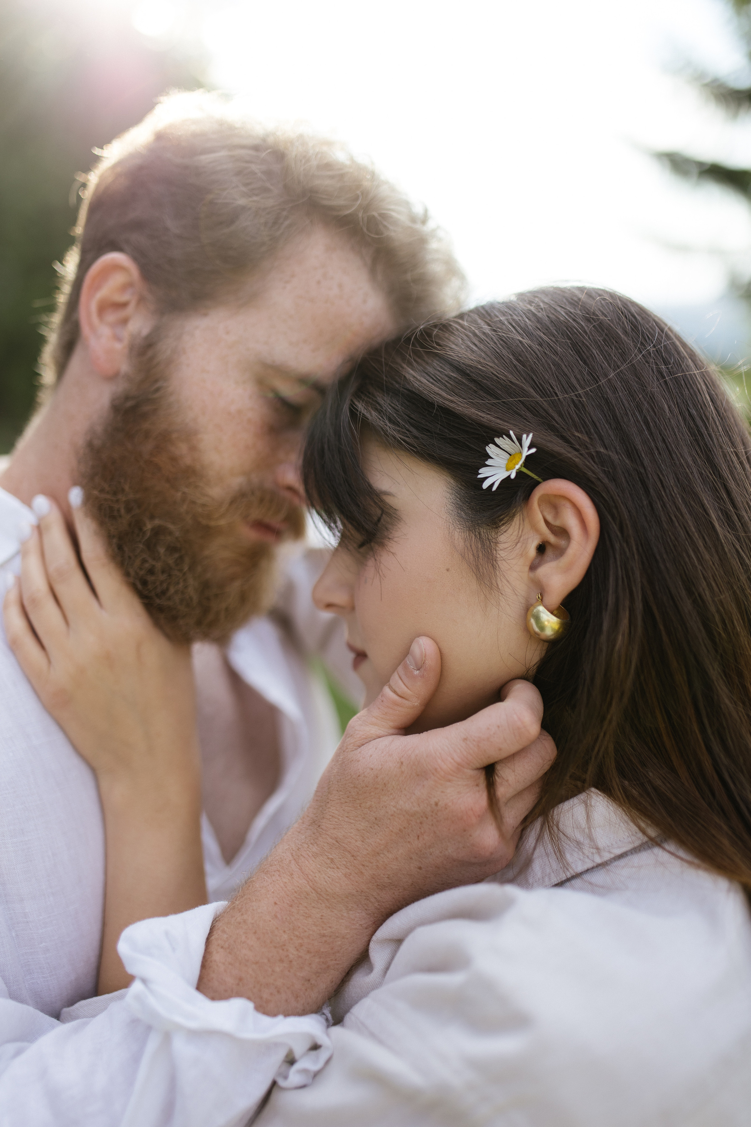 Airy couple session up in the mountains. Italy wedding photographer. Wedding photographer and videographer based in Timisoara, Romania