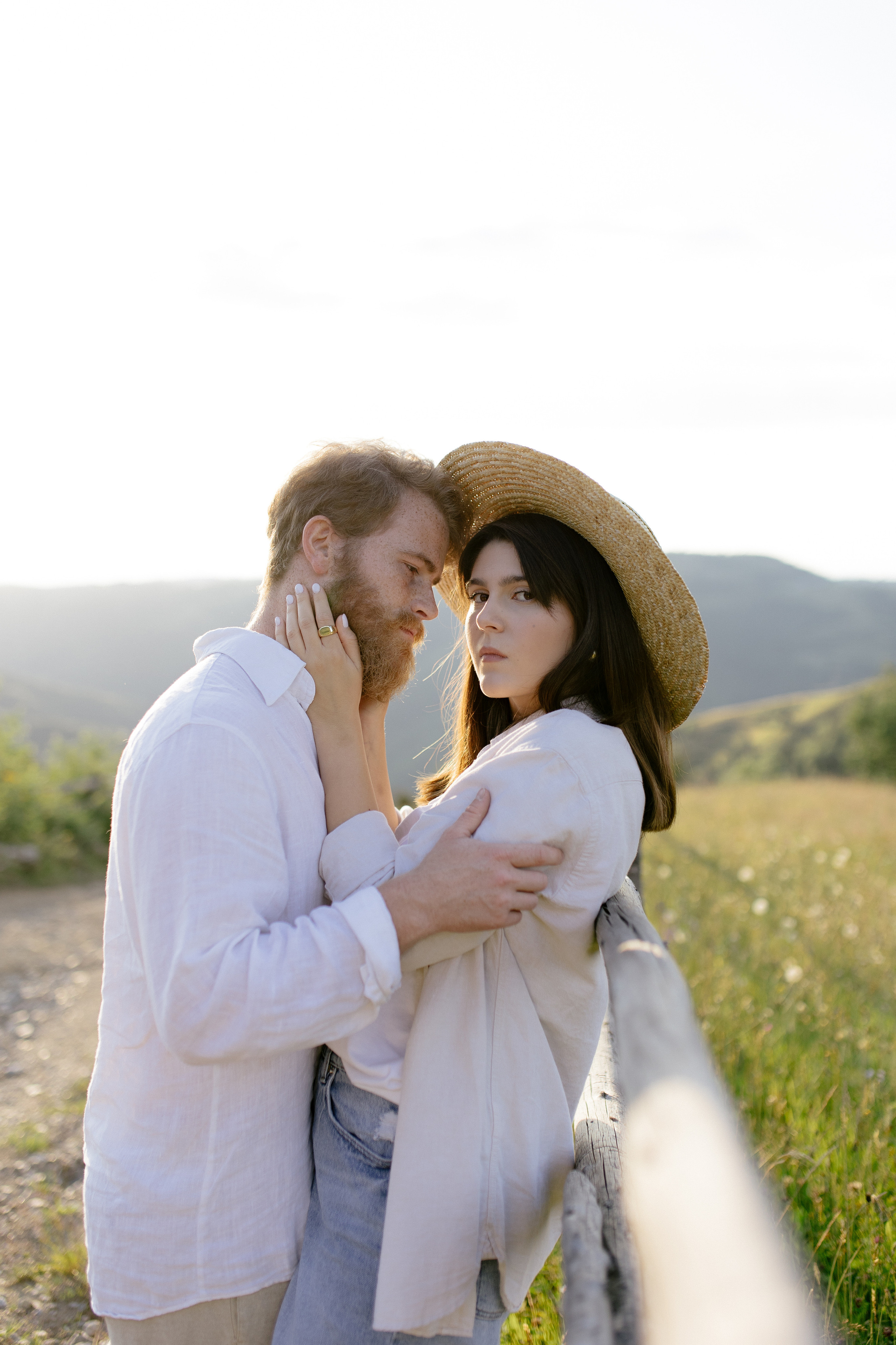Airy couple session up in the mountains. Italy wedding photographer. Wedding photographer and videographer based in Timisoara, Romania