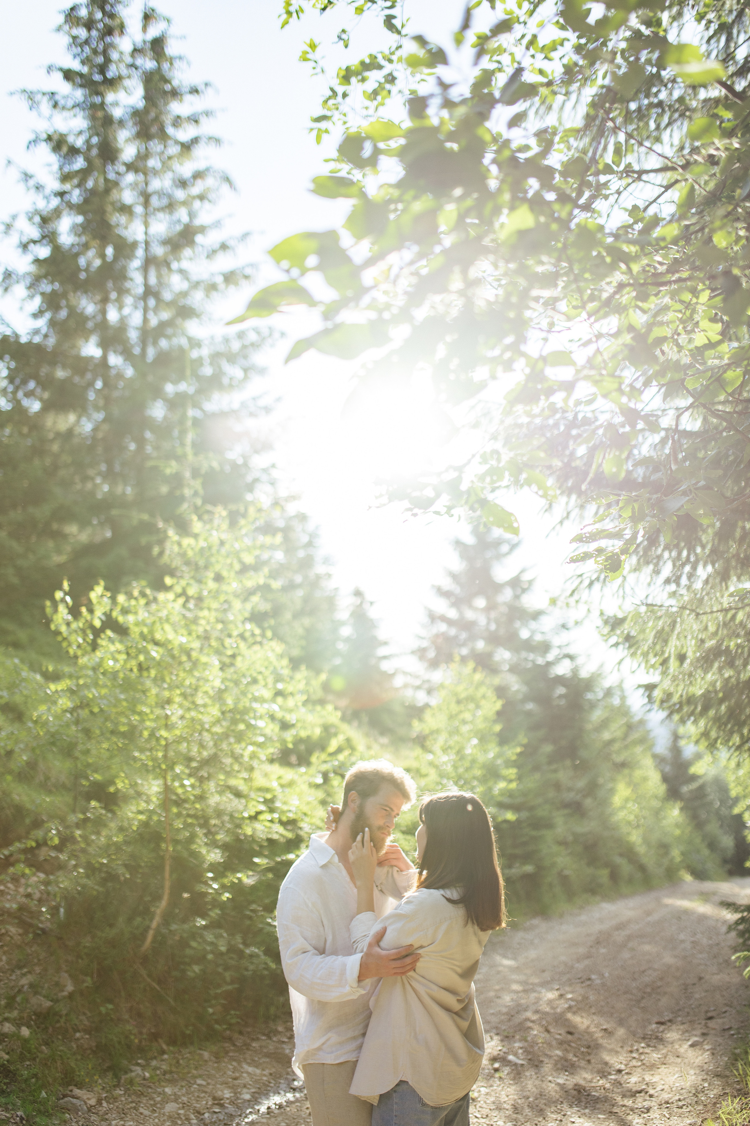 Airy couple session up in the mountains. Italy wedding photographer. Wedding photographer and videographer based in Timisoara, Romania