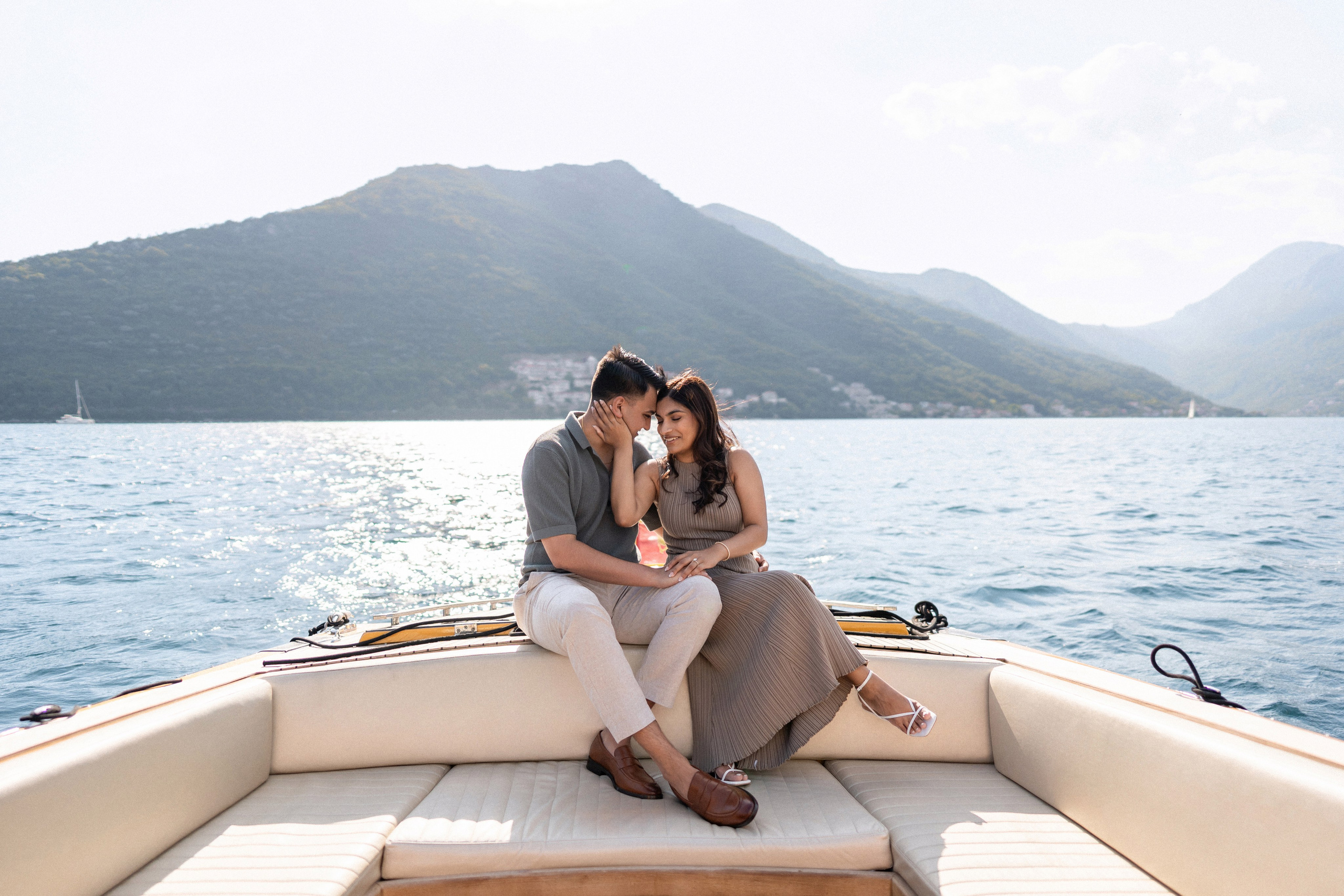 Huur een boot voor fotoshoots in Montenegro