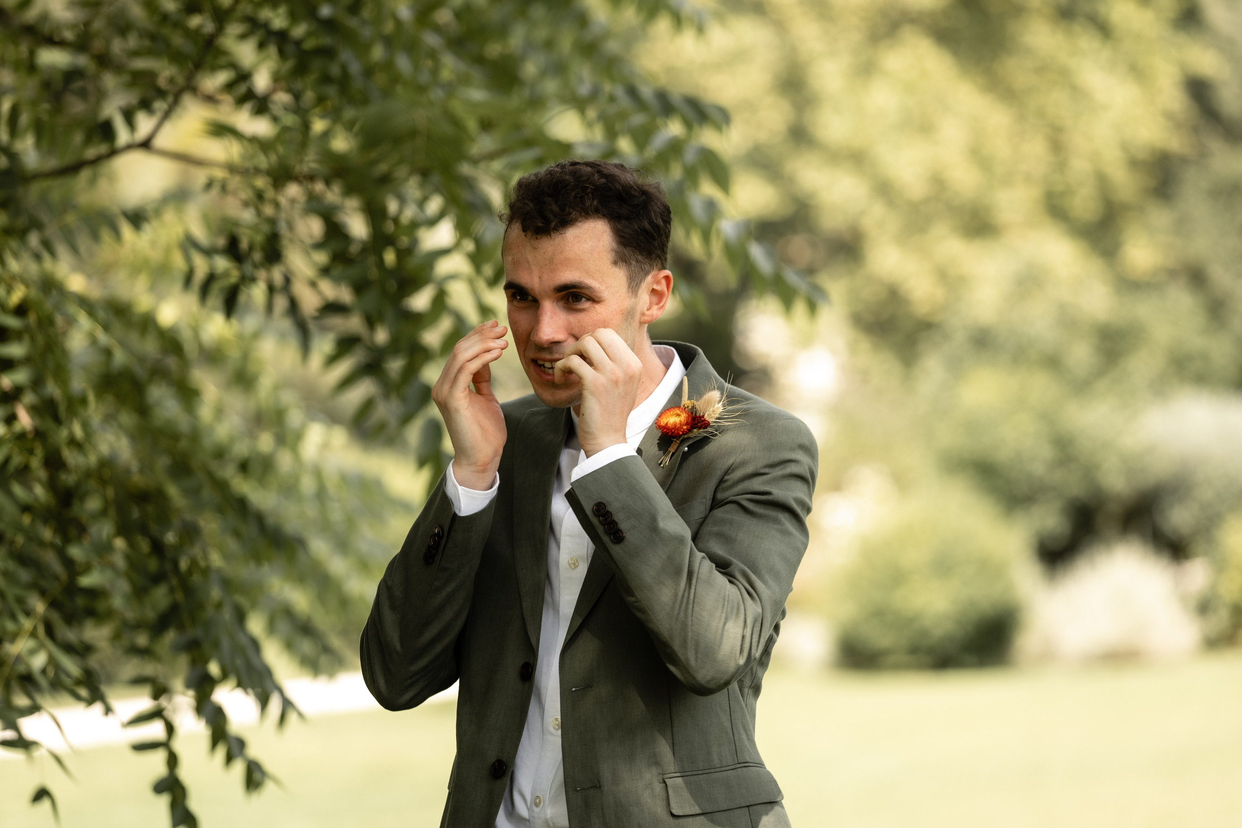 Rachel et Giles. Photo de mariage au Château de Saint-Martory. Eugénie Smirnova — photographe à Toulouse et dans le sud-ouest de la France