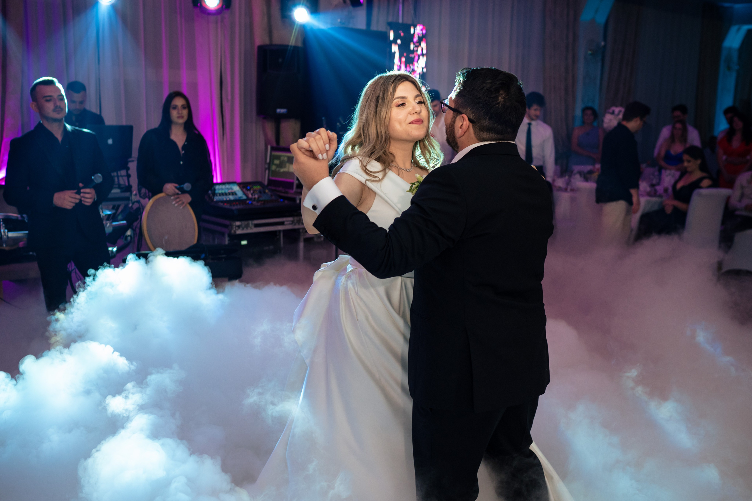 Madalina & Alex. Acasă