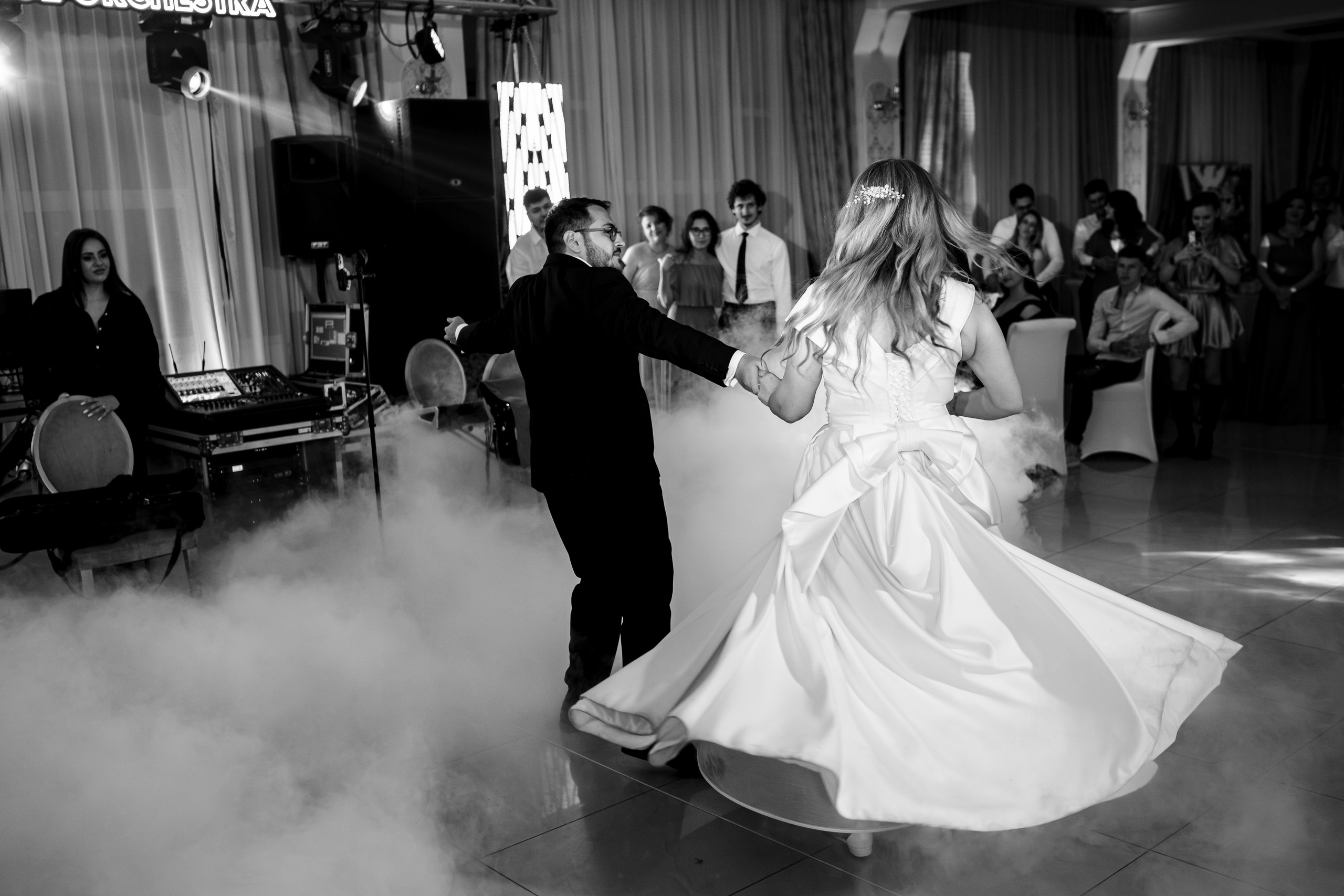 Madalina & Alex. Acasă