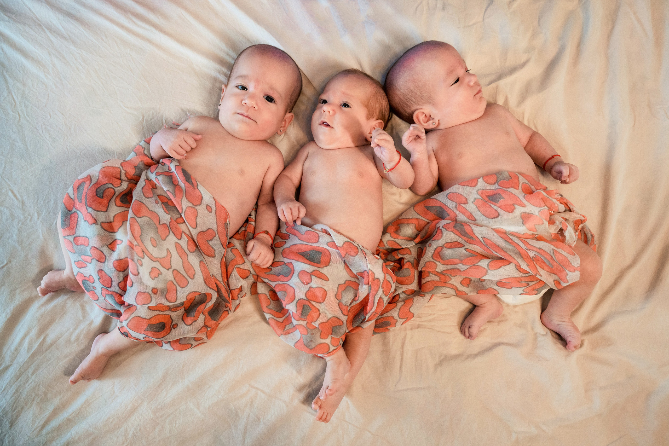 Aida, Clara, Francesca. Acasă