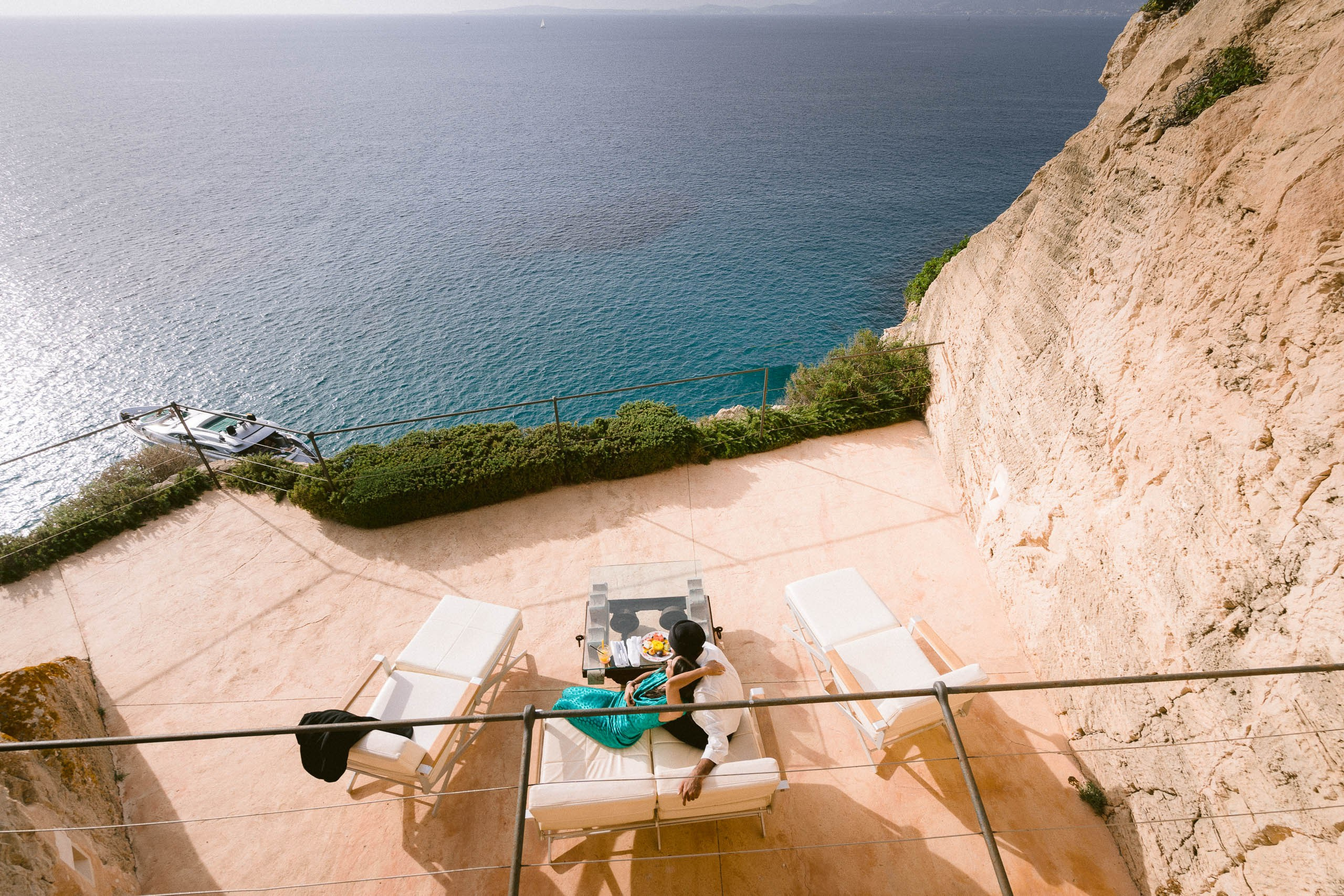 He came from Los Angeles to surprise her girlfriend with an iconic Wedding Proposal at Cap Rocat Wedding Venue