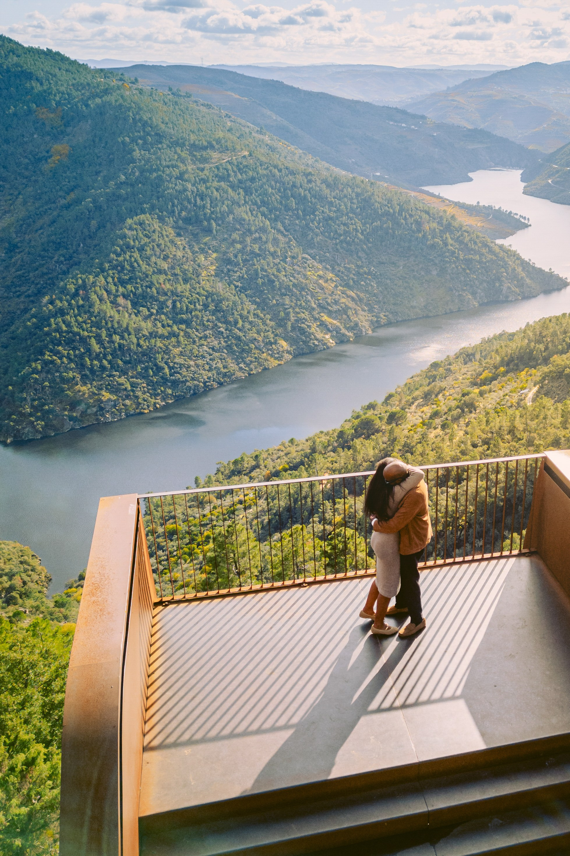 Proposal at Miradouro do Ujo | Douro Valley Proposal Spot