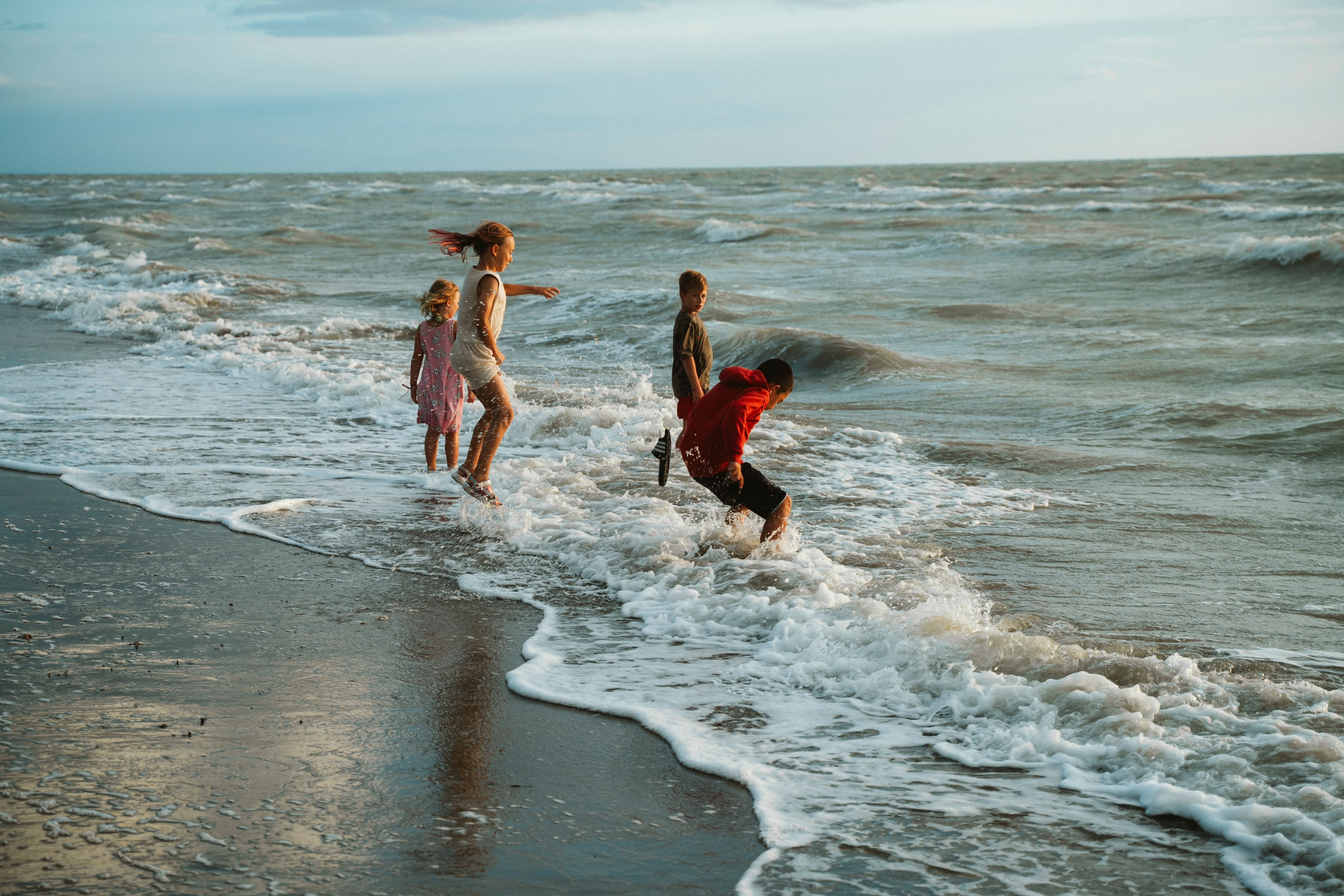 NEW РОДИТЕЛЬ И ПОДРОСТОК. Семейные лагеря в Европе с Ниной Янечковой и Ириной Зиновьевой