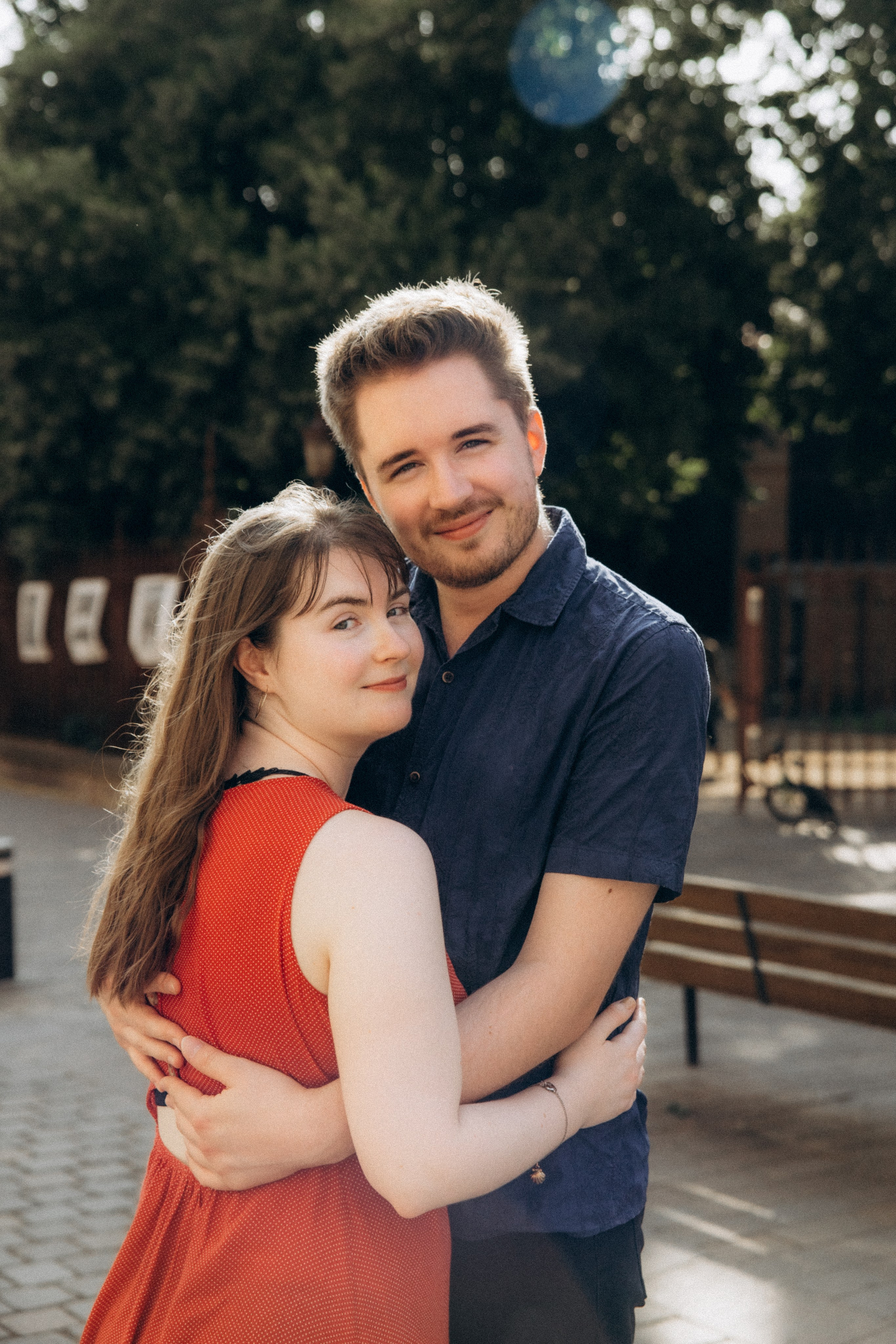 Surprise proposal photoshoot in Toulouse: romantic moment to remember. Eugénie Smirnova — your photographer in Toulouse and southwest France