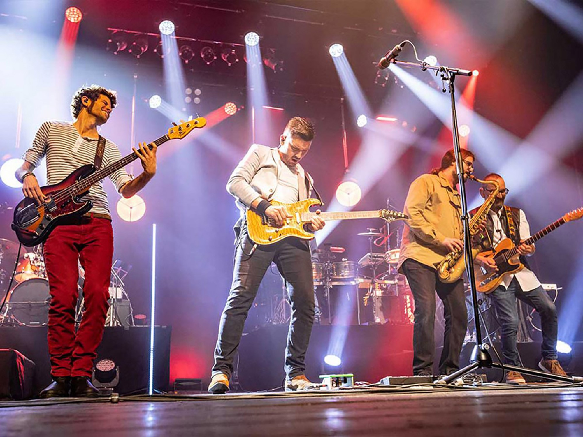 Great Straits в Аликанте 2026: трибьют-шоу The Great Songs of Dire Straits в El Muelle Live | FOTKAI
