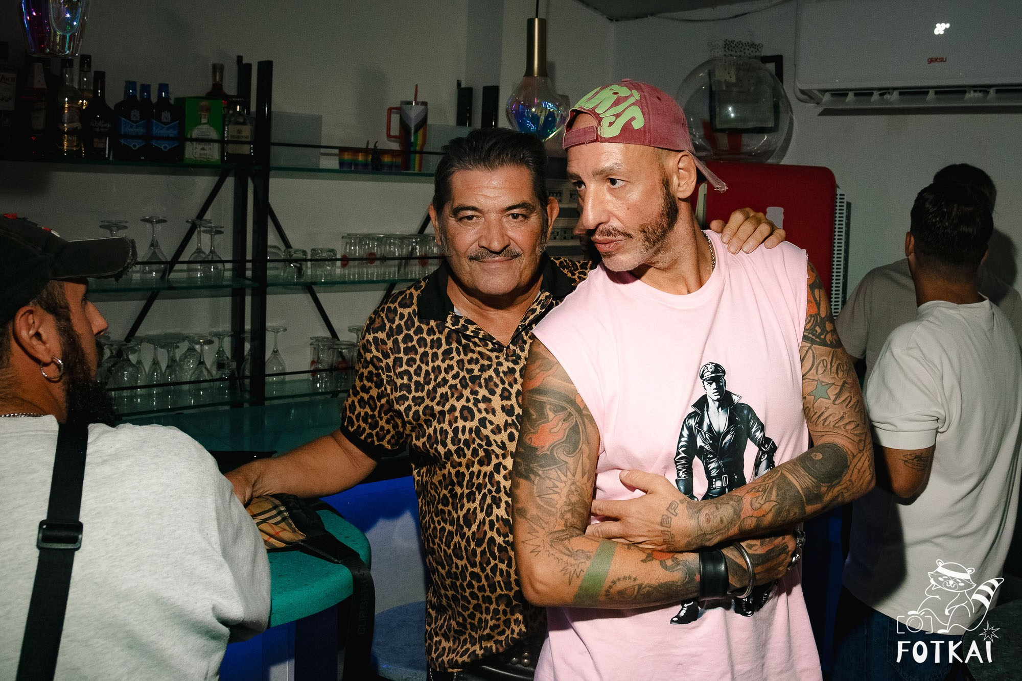 La Prohibida — Reportaje fotográfico en Boys Disco Pub La Mata Torrevieja | FOTKAI