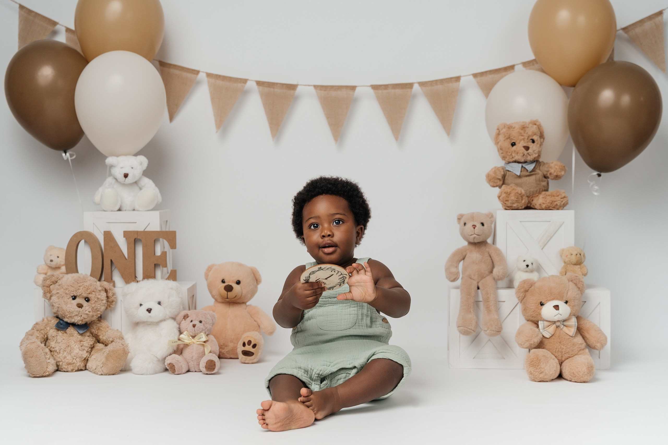 Adorable baby Chukwuma 🥰. Newborn and family photographer. Hills District. Sydney