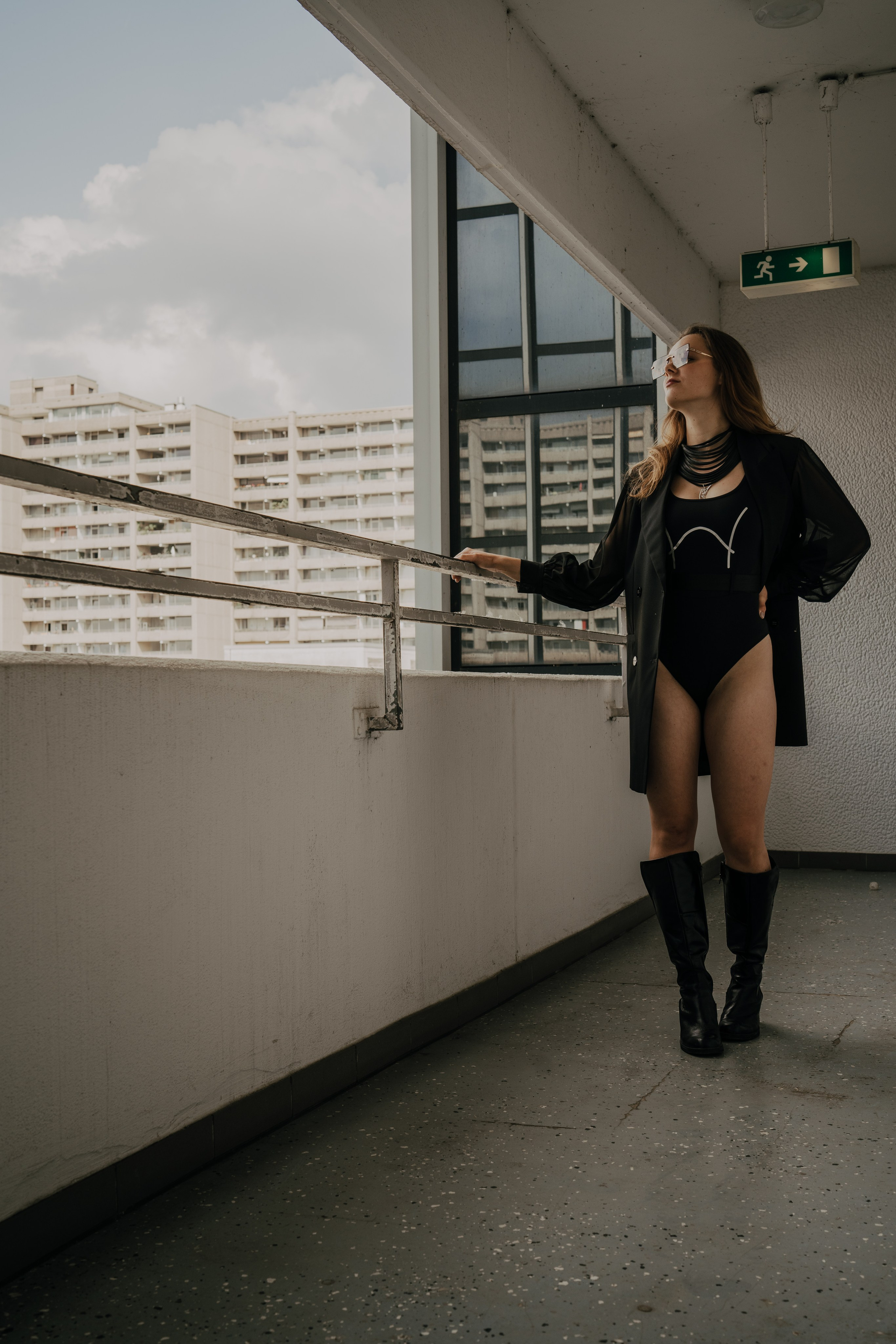 LOLA & OBLIQUE. Portrait photographer in Germany and all over Europe Mischa Blank