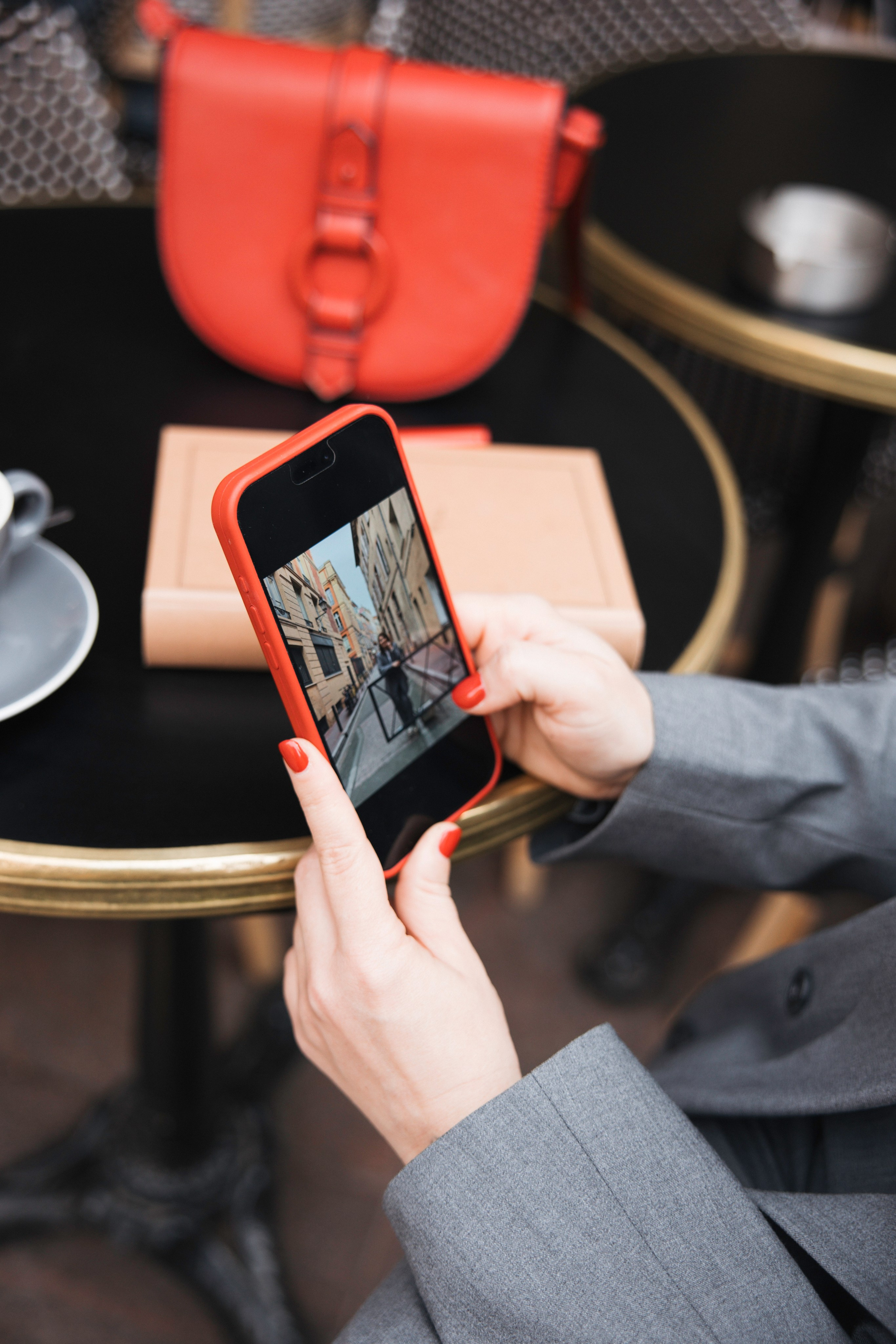 Séance photo de marque personnelle à Toulouse pour Tanya. Eugénie Smirnova — photographe à Toulouse et dans le sud-ouest de la France