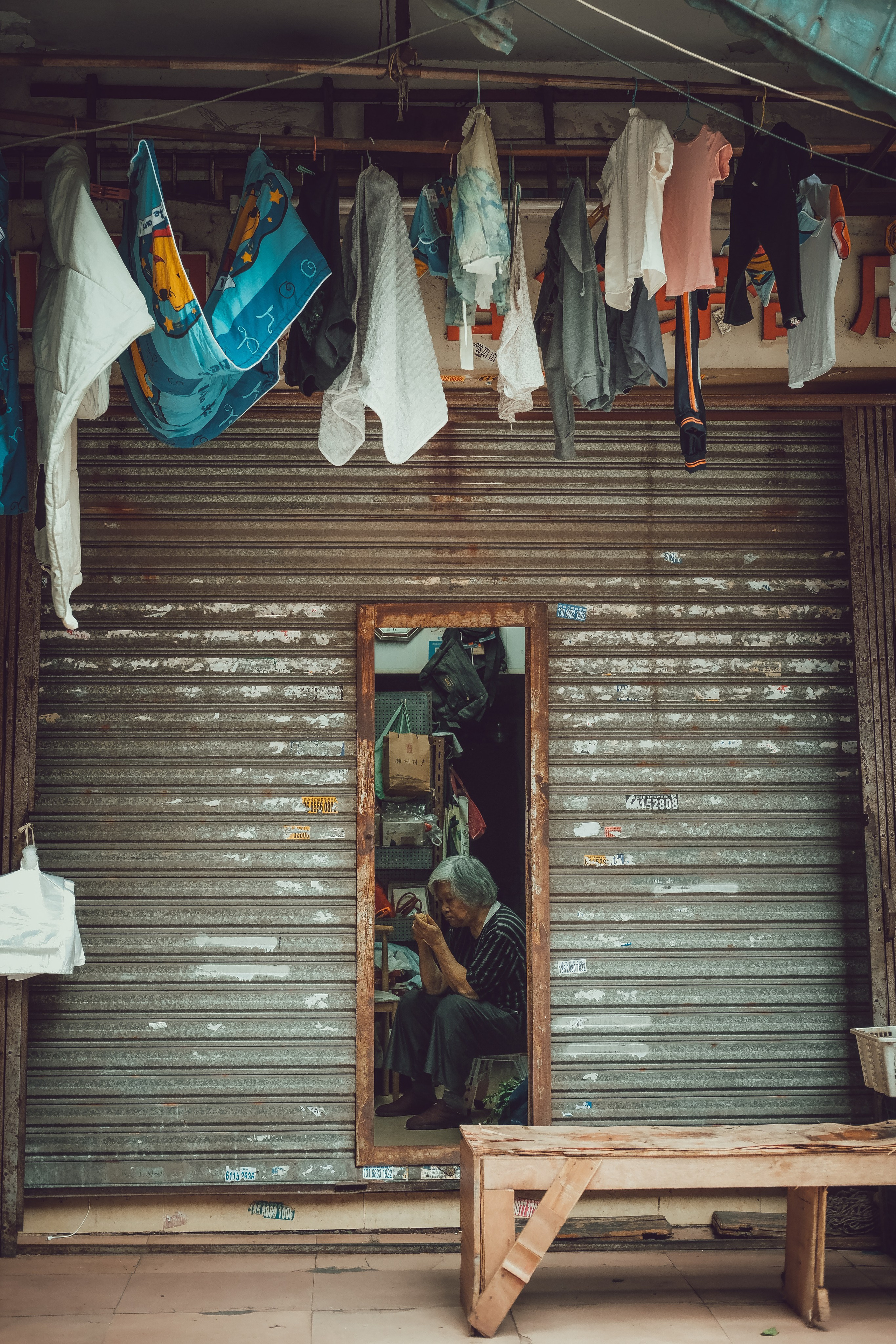 Framed Lives in Guangzhou City, China 广州