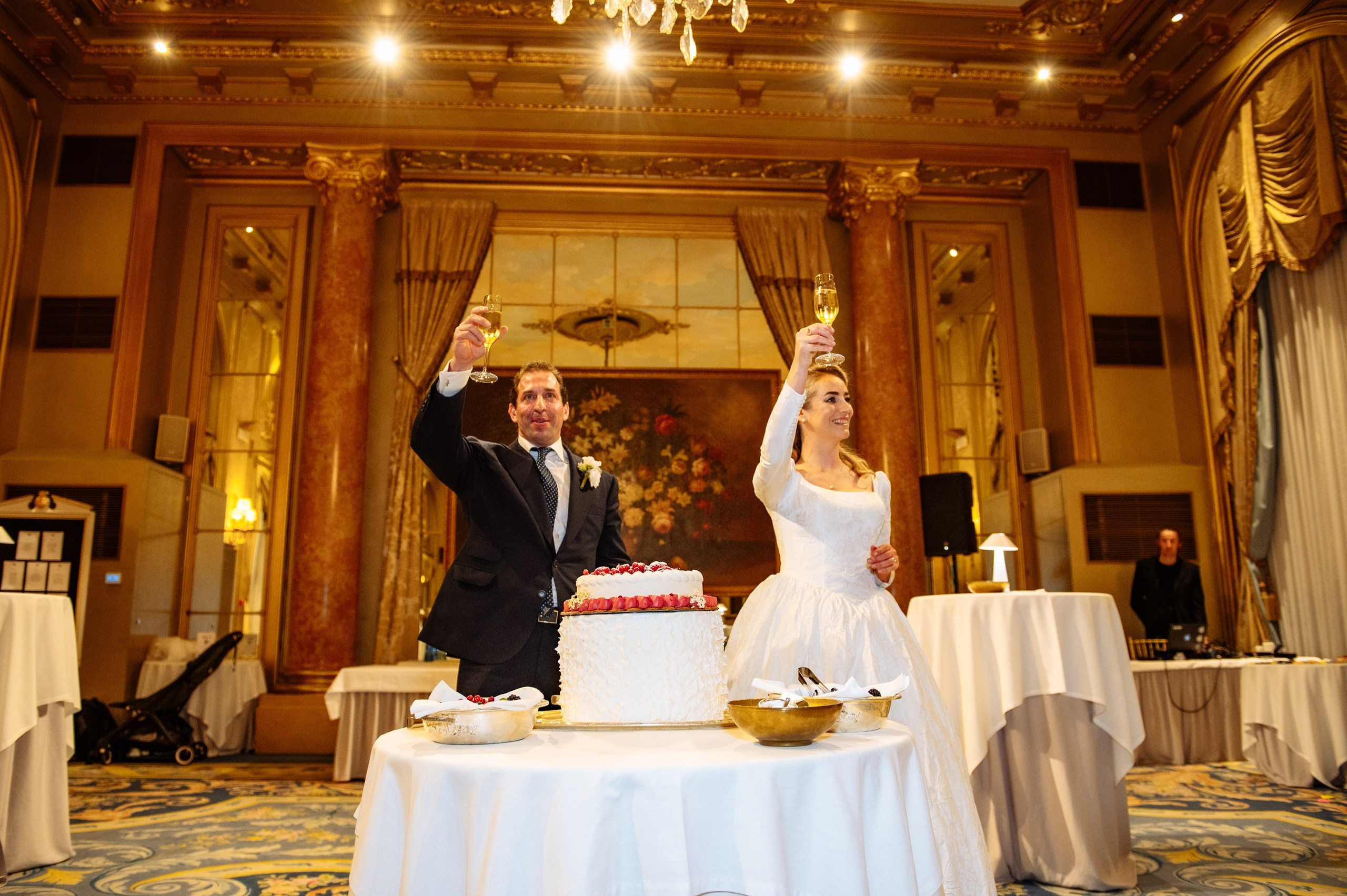 Wedding Day Hotel Palace. ❤️Свадебная и репортажная фото- и видеосъёмка в Барселоне — живые эмоции и естественная эстетика | Ekaterina Gasanova
