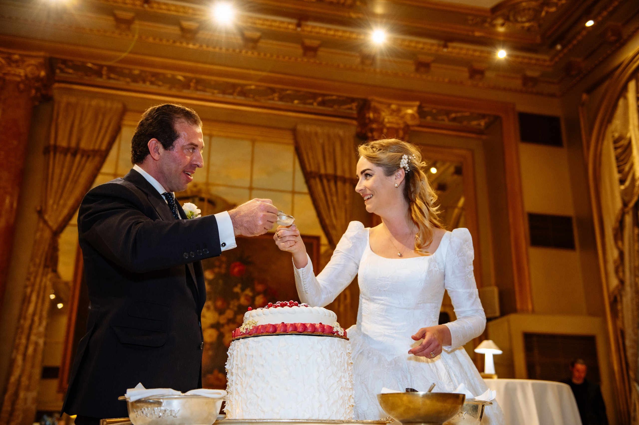 Wedding Day Hotel Palace. ❤️Свадебная и репортажная фото- и видеосъёмка в Барселоне — живые эмоции и естественная эстетика | Ekaterina Gasanova