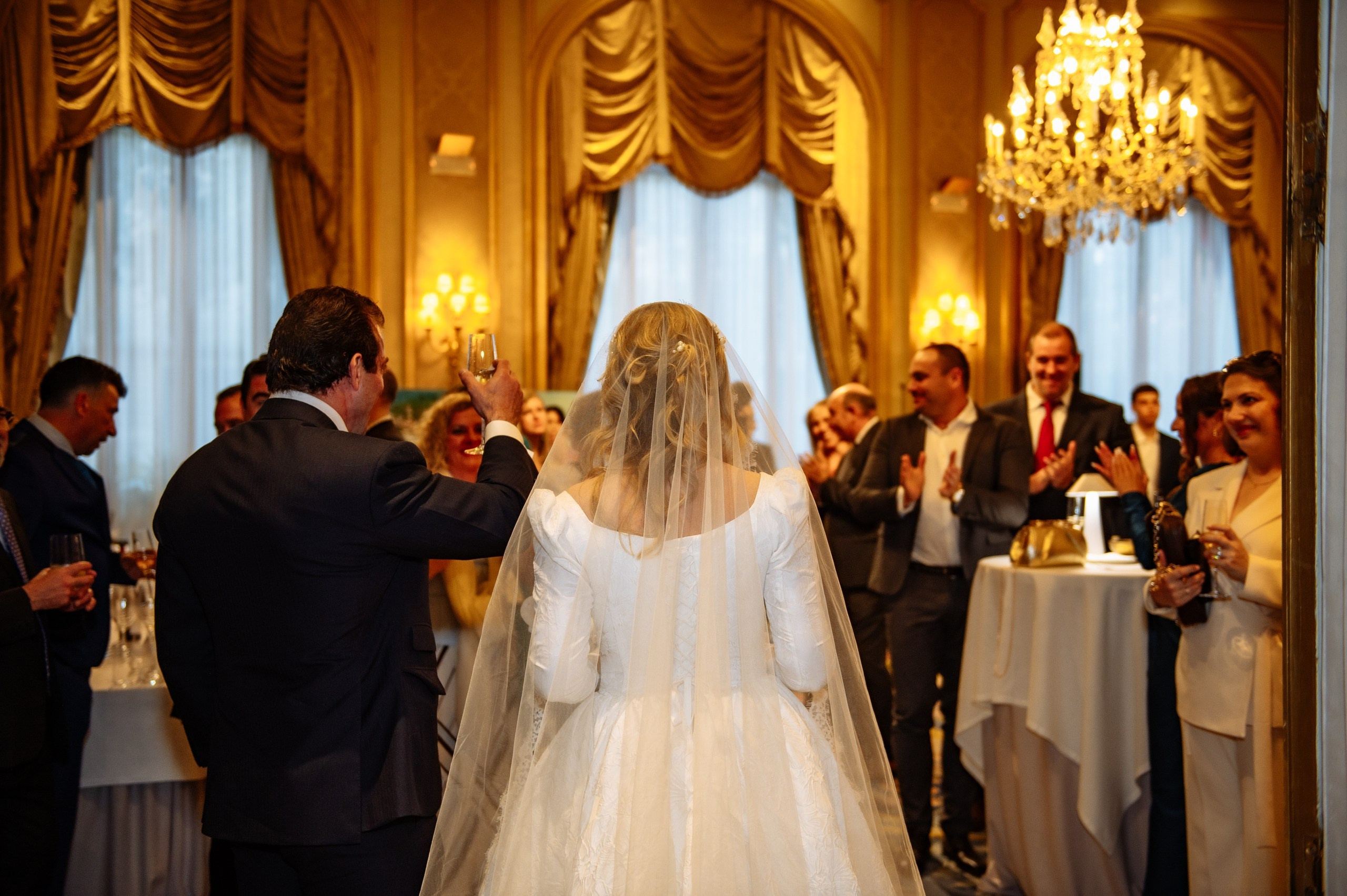 Wedding Day Hotel Palace. ❤️Свадебная и репортажная фото- и видеосъёмка в Барселоне — живые эмоции и естественная эстетика | Ekaterina Gasanova