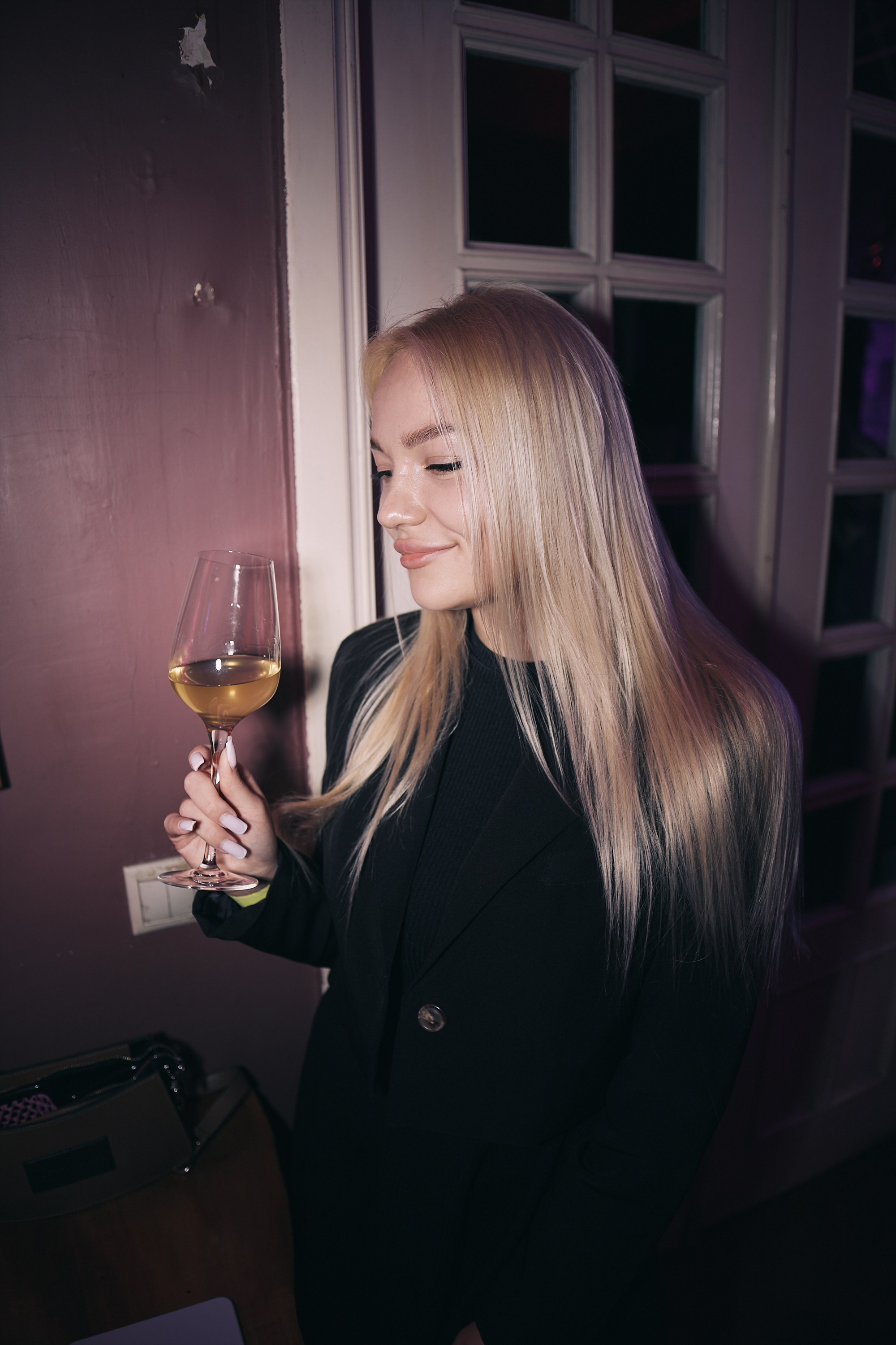 Photo Reportage from the Bar: Live Coverage of a Nighttime Party in Tbilisi. Photographer & videographer in Tbilisi, Georgia
