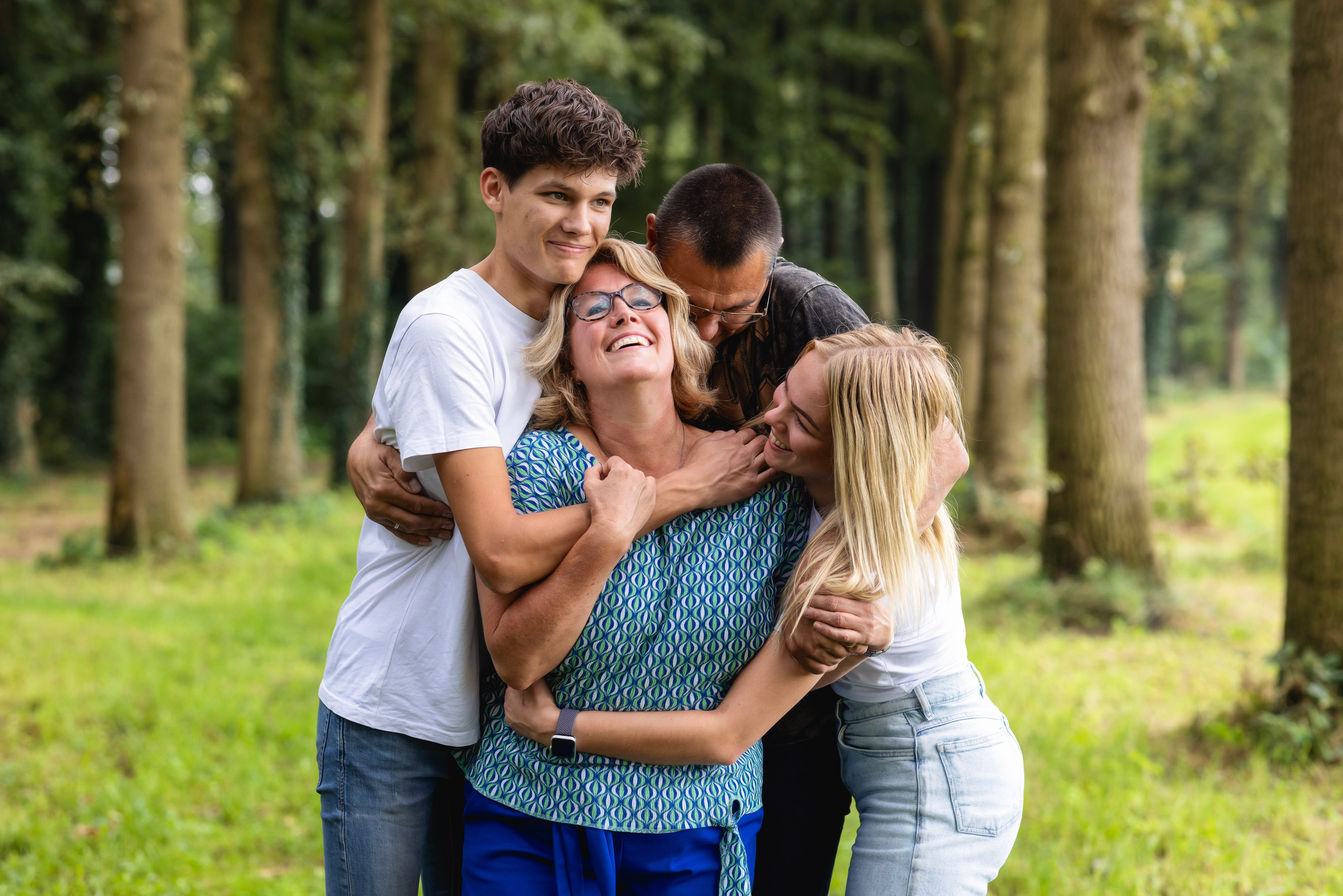 Buitenfotografie met het gezin in Overijssel – fotograaf Irina Hoek
