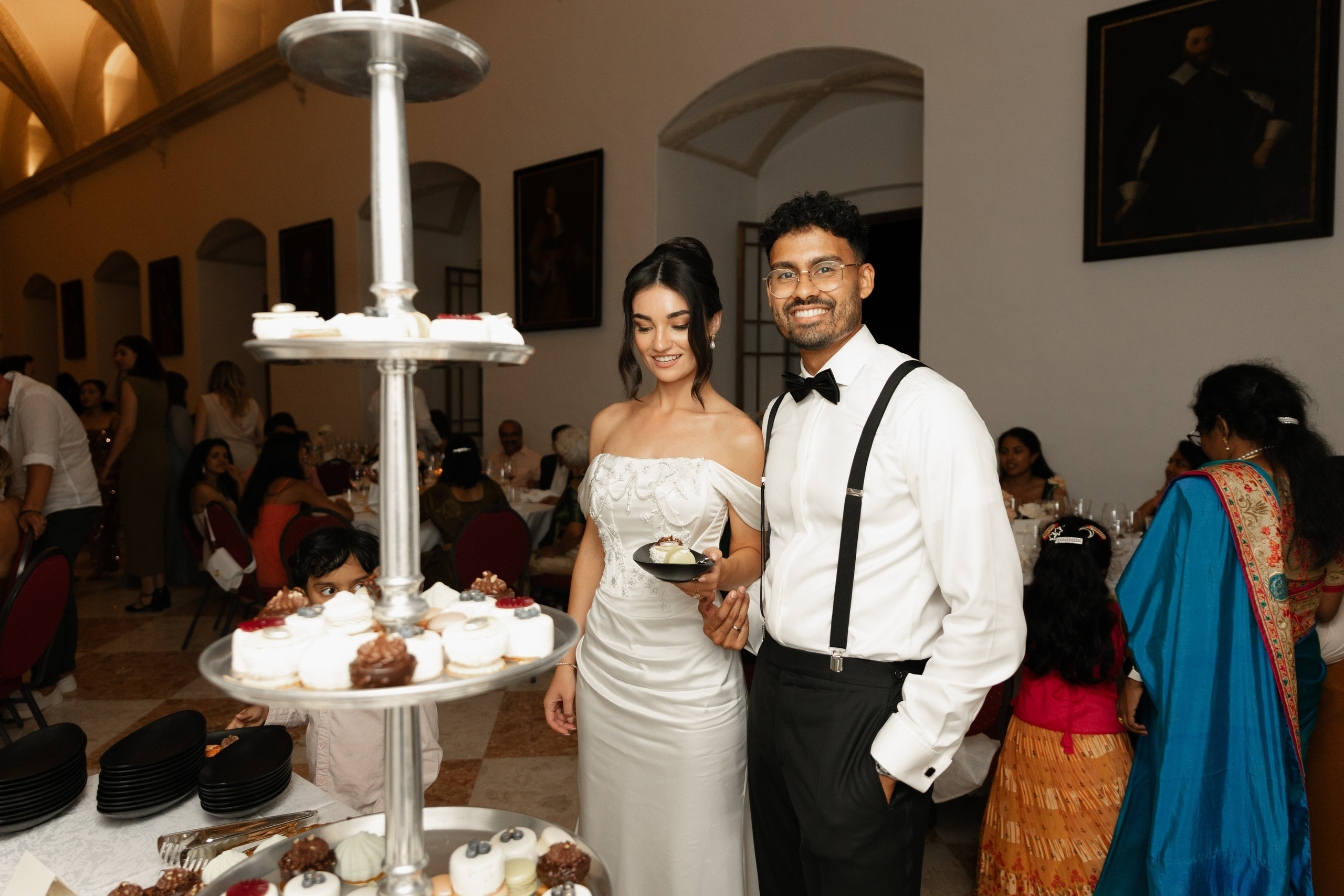 Elegant Castle Wedding in Austria | Alwin & Ruth’s Fairytale Celebration. Wedding photographer and videographer based in Timisoara, Romania