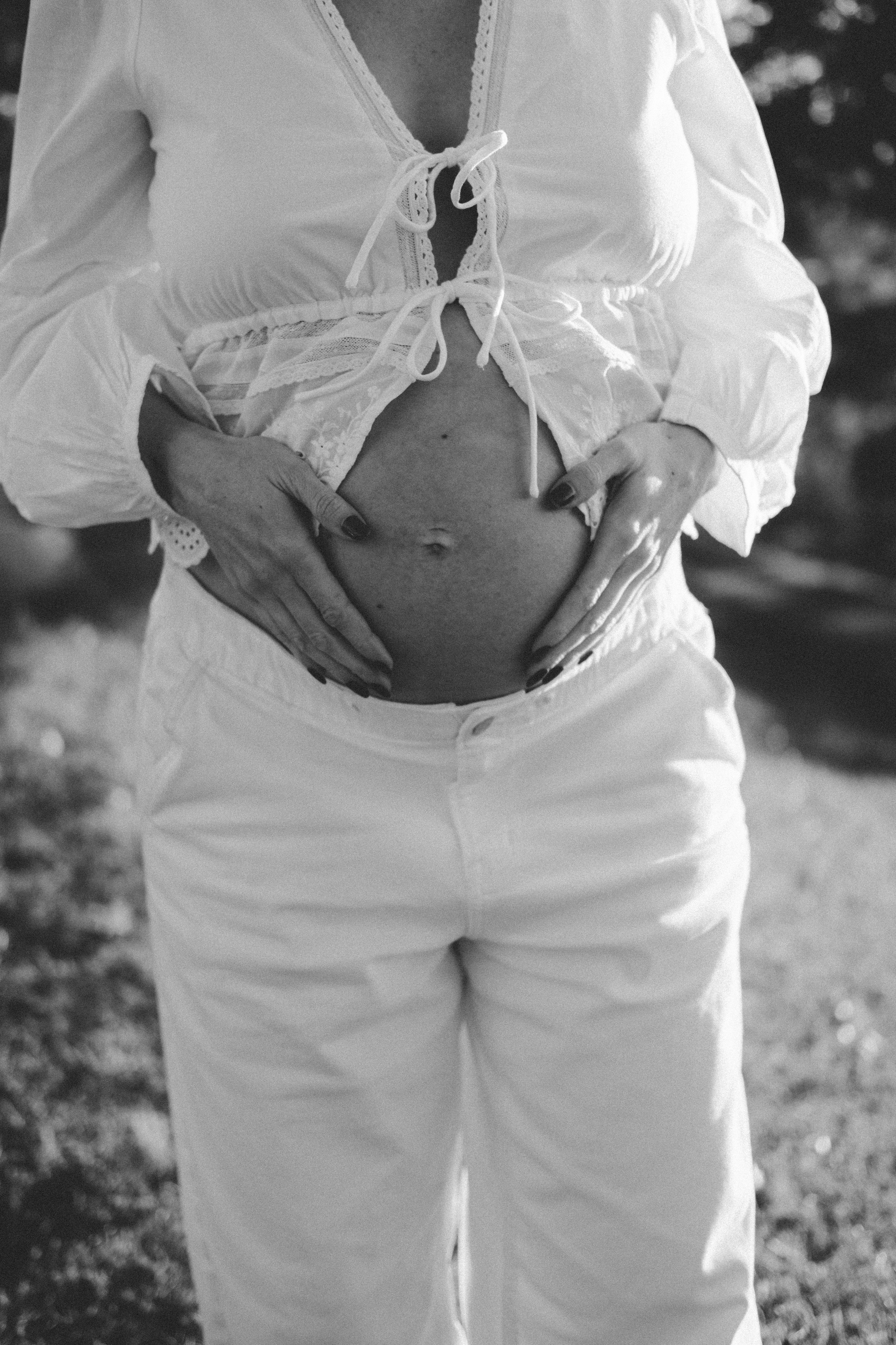 Richmond, VA Maternity Photographer | Editorial & Documentary Portraits. Family Photographer Richmond VA | Anna Dobrovolskaia