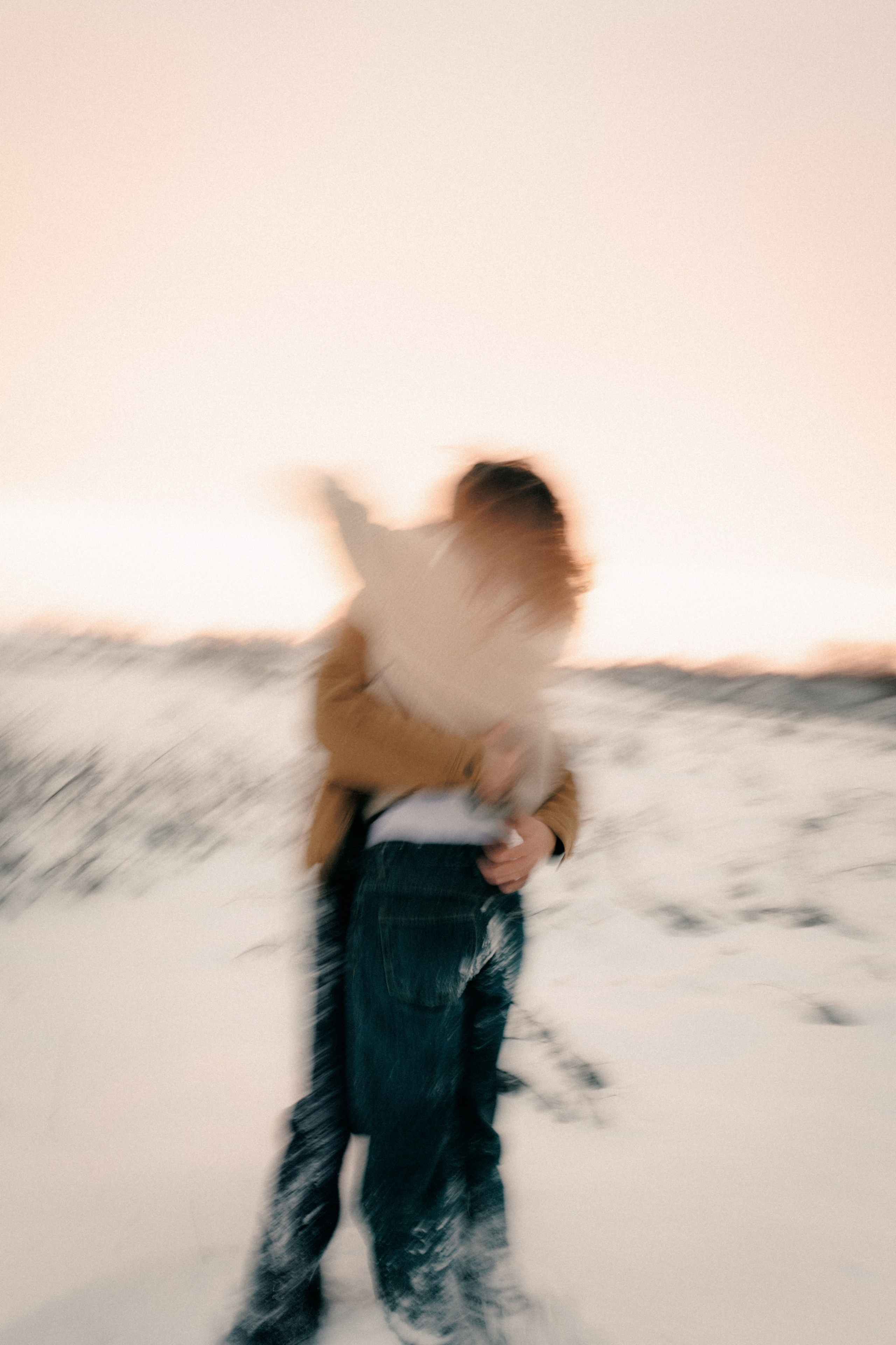 Snowy. Wedding photographer and videographer based in Timisoara, Romania