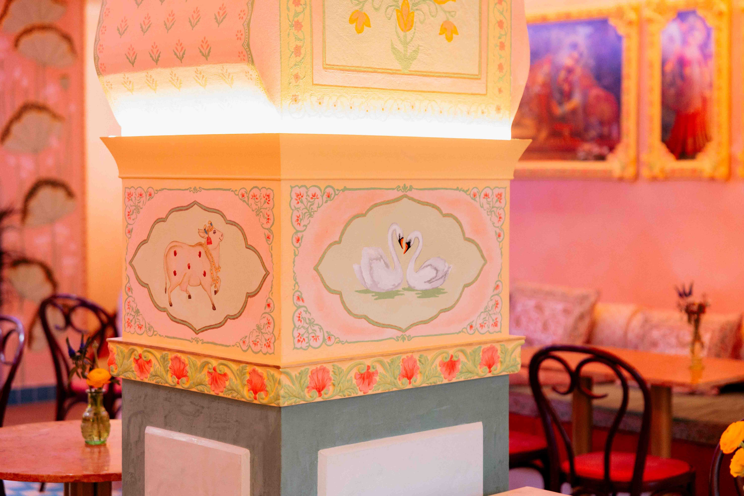 Top geriausių kavinių sąrašas Vilniuje — vietos įspūdingoms fotosesijoms. Framed by Evelina | Vestuvių fotografė