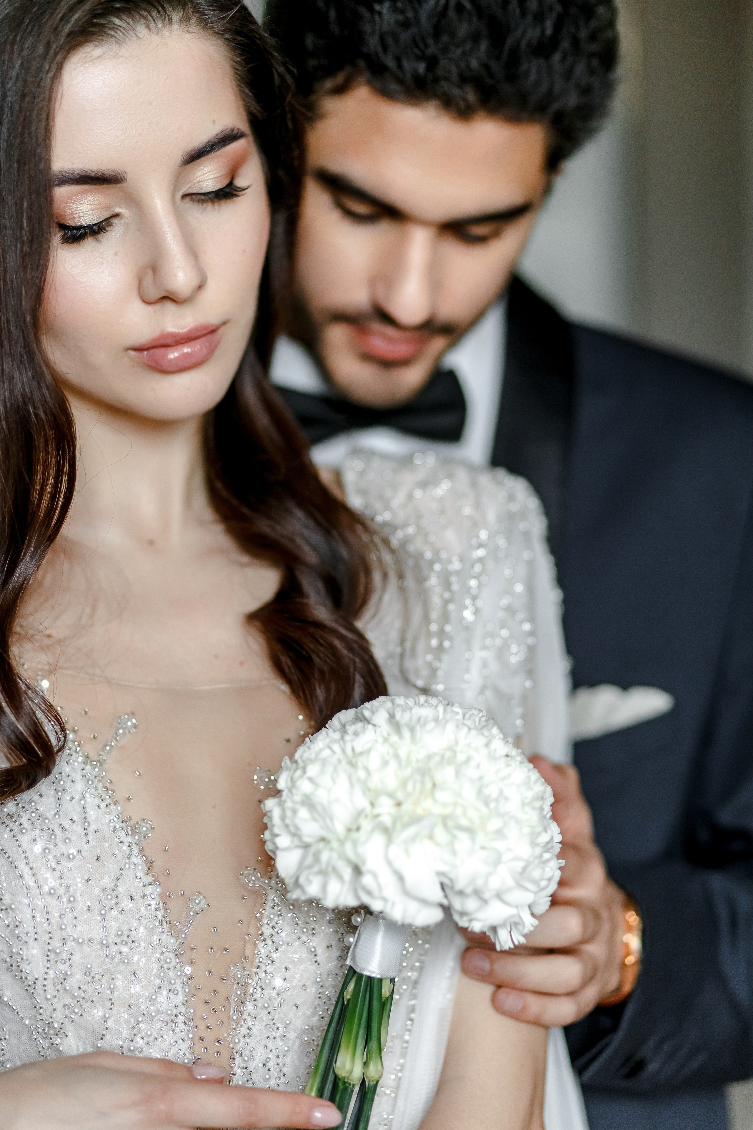Getting Ready im Ritz Carlton Berlin: Ein zauberhafter Start in den Hochzeitstag. Hochzeitsfotografie in Berlin Nataliia Schütze