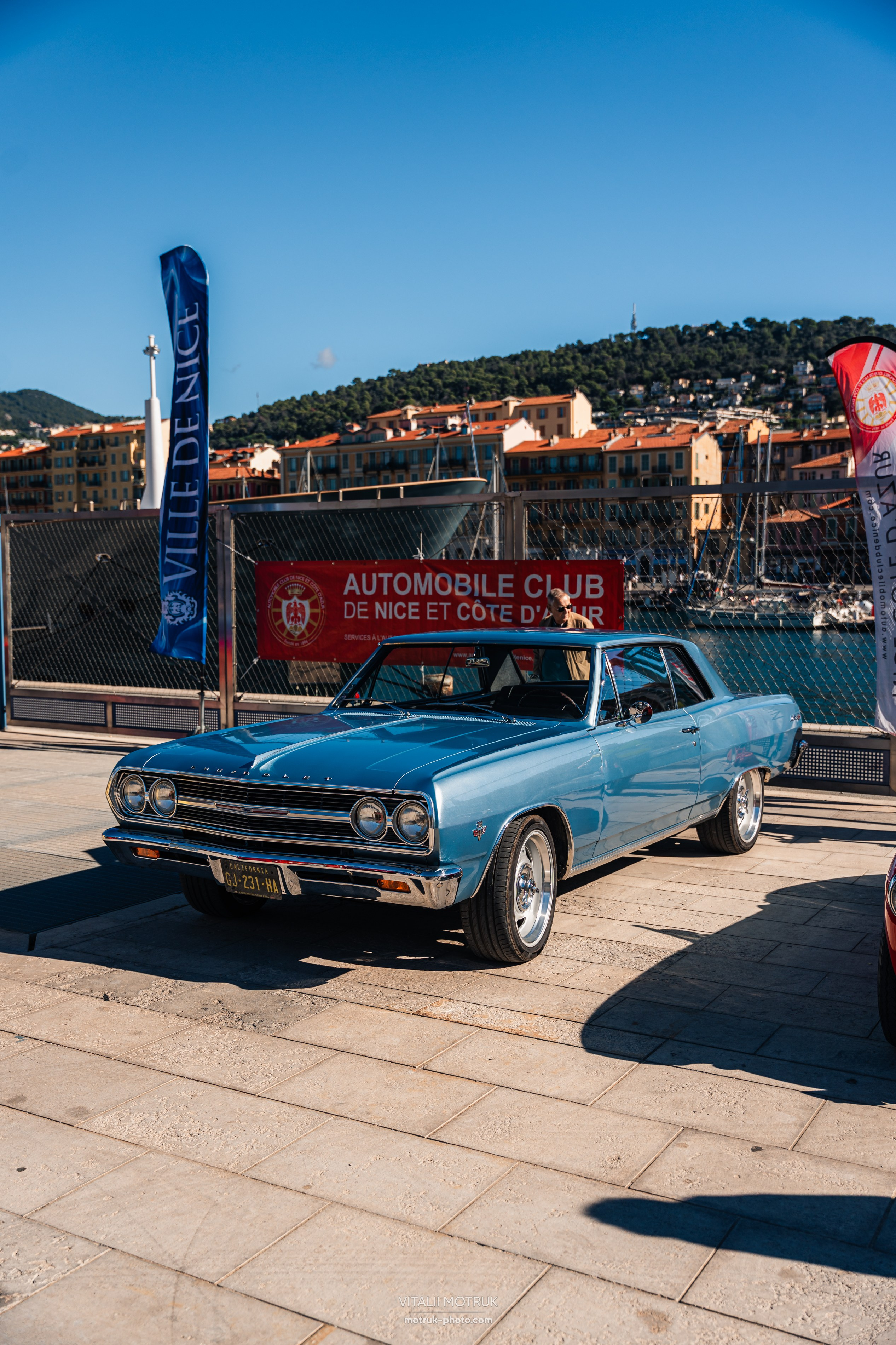 Cars and Socca. Photographe de voitures à Paris — Vitalii Motruk