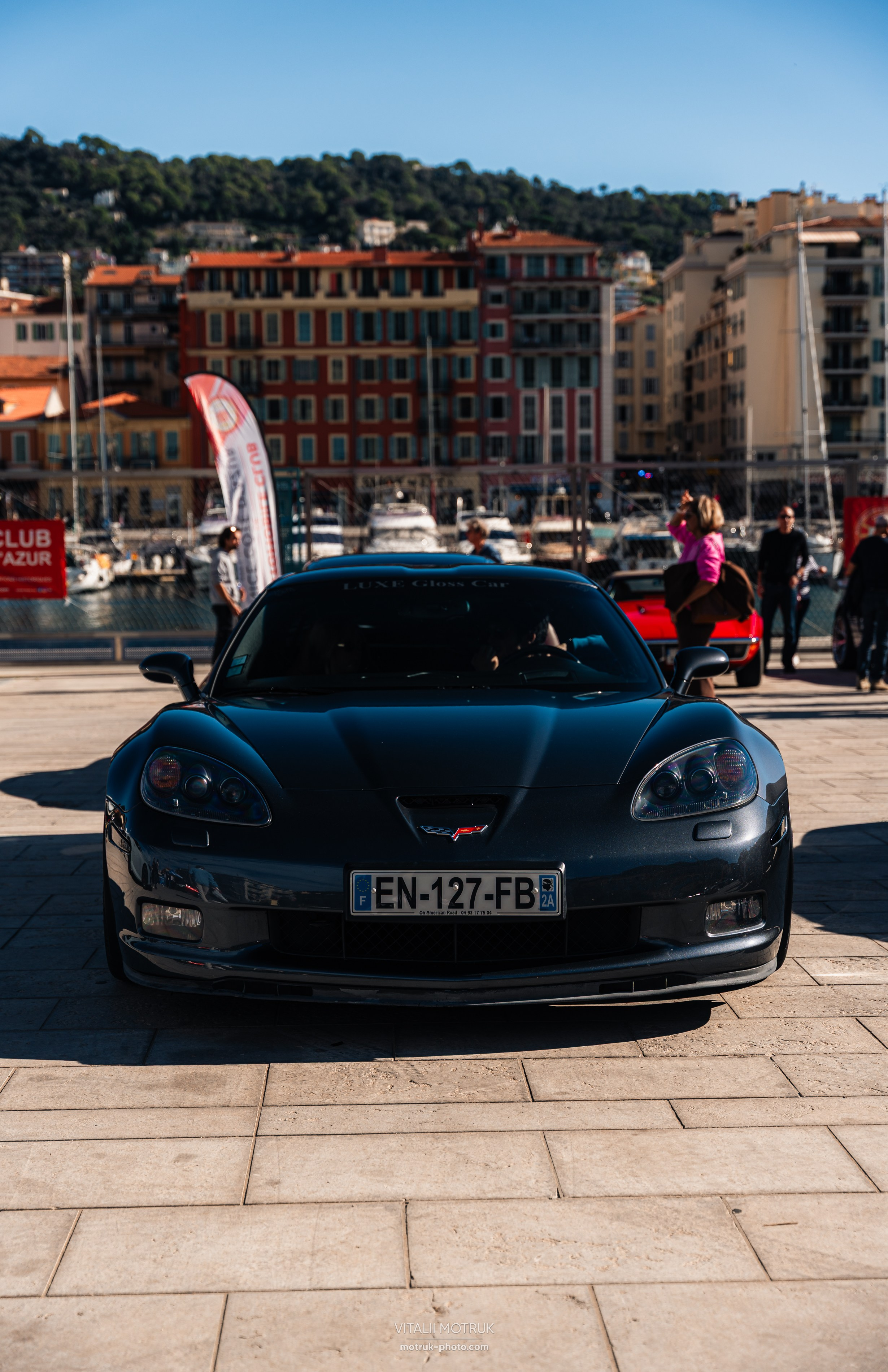 Cars and Socca. Photographe de voitures à Paris — Vitalii Motruk