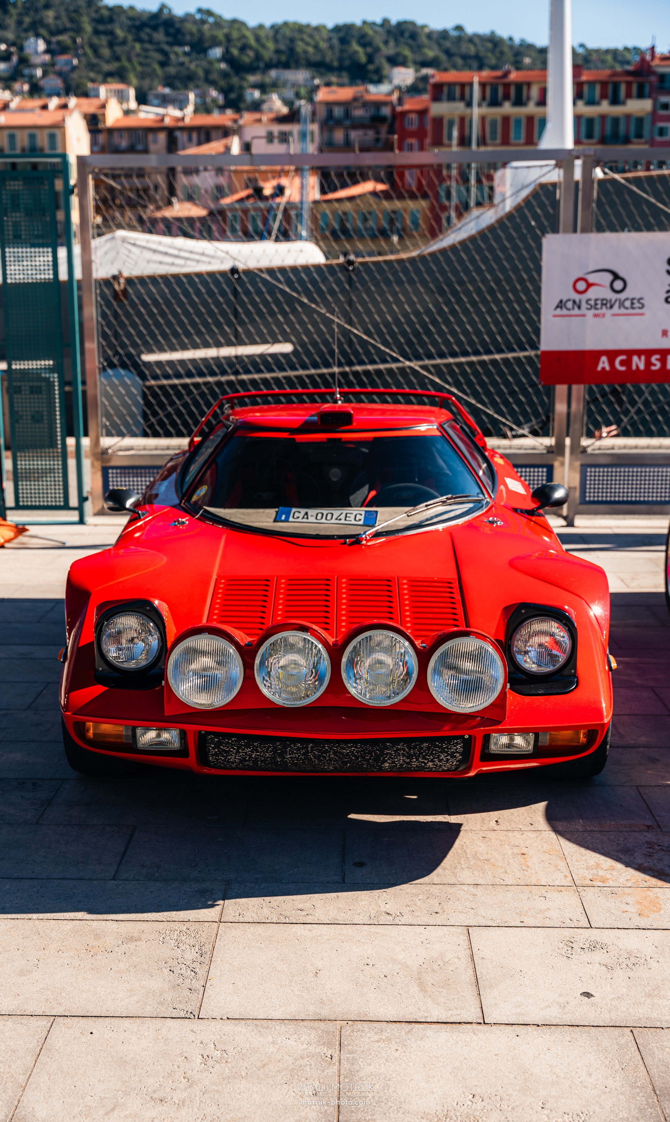 Cars and Socca. Photographe de voitures à Paris — Vitalii Motruk