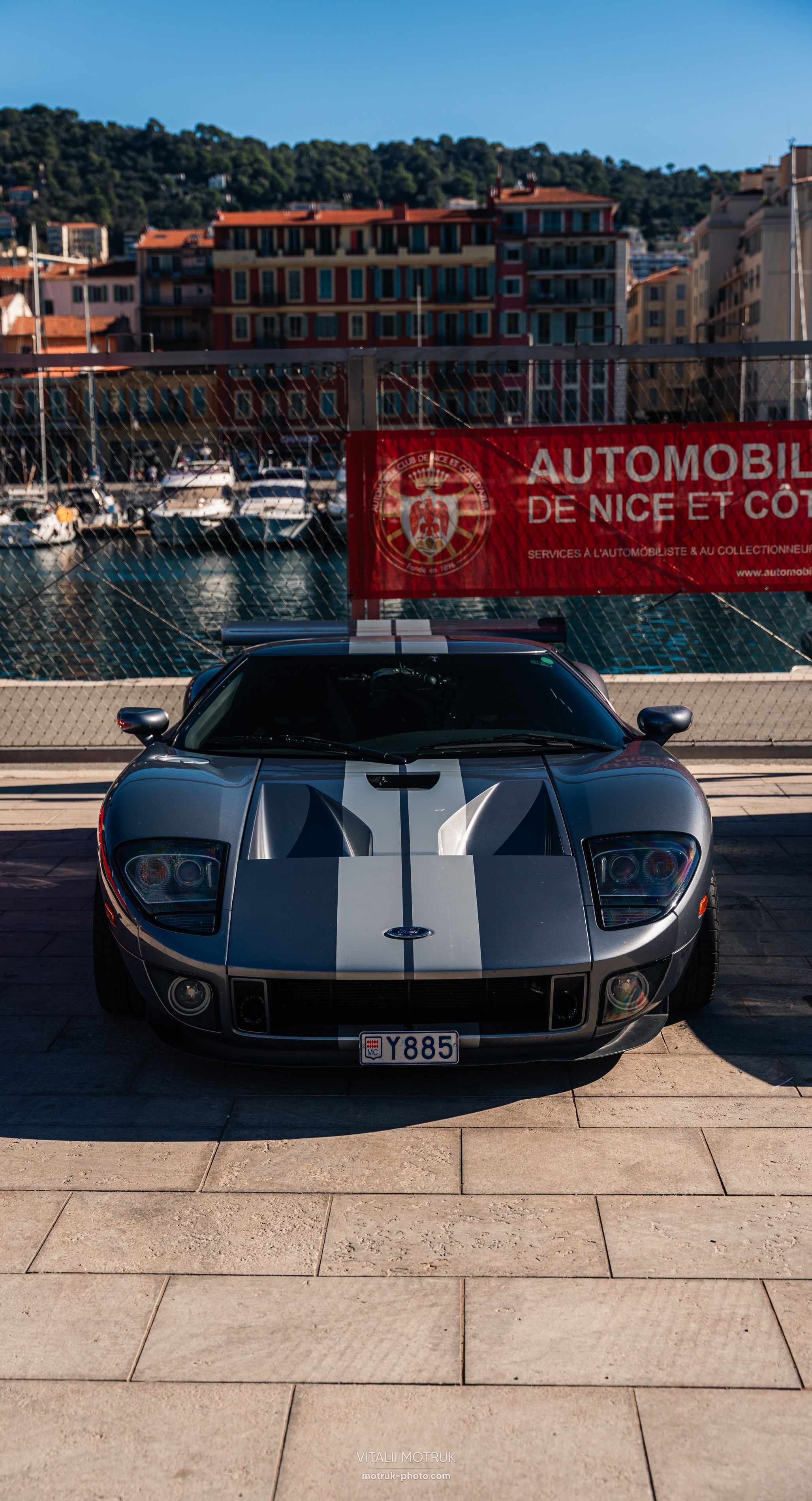 Cars and Socca. Photographe de voitures à Paris — Vitalii Motruk