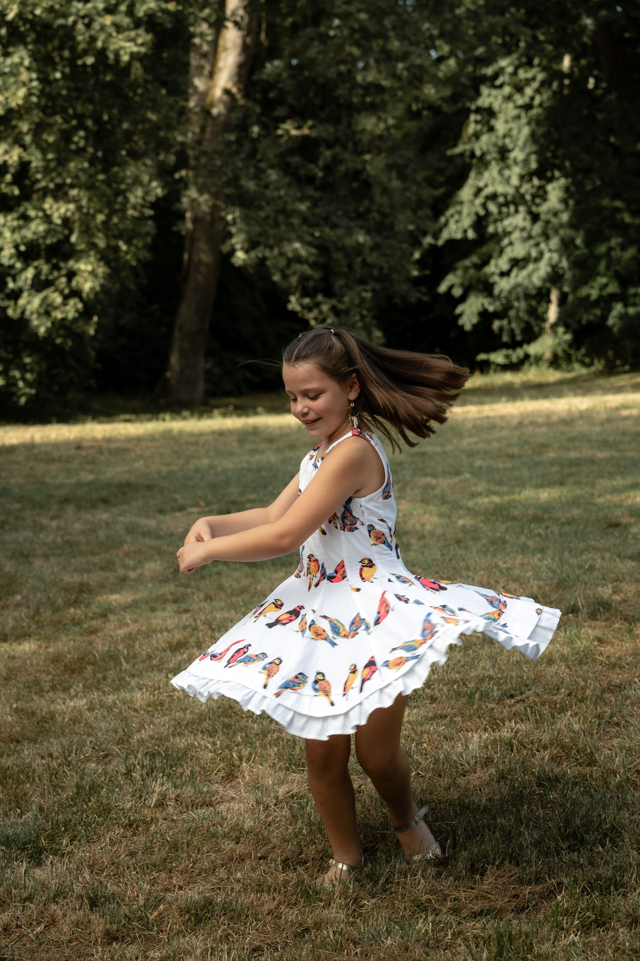 Family photoshoot in Parc du Cabirol, Colomiers. Eugénie Smirnova — your photographer in Toulouse and southwest France