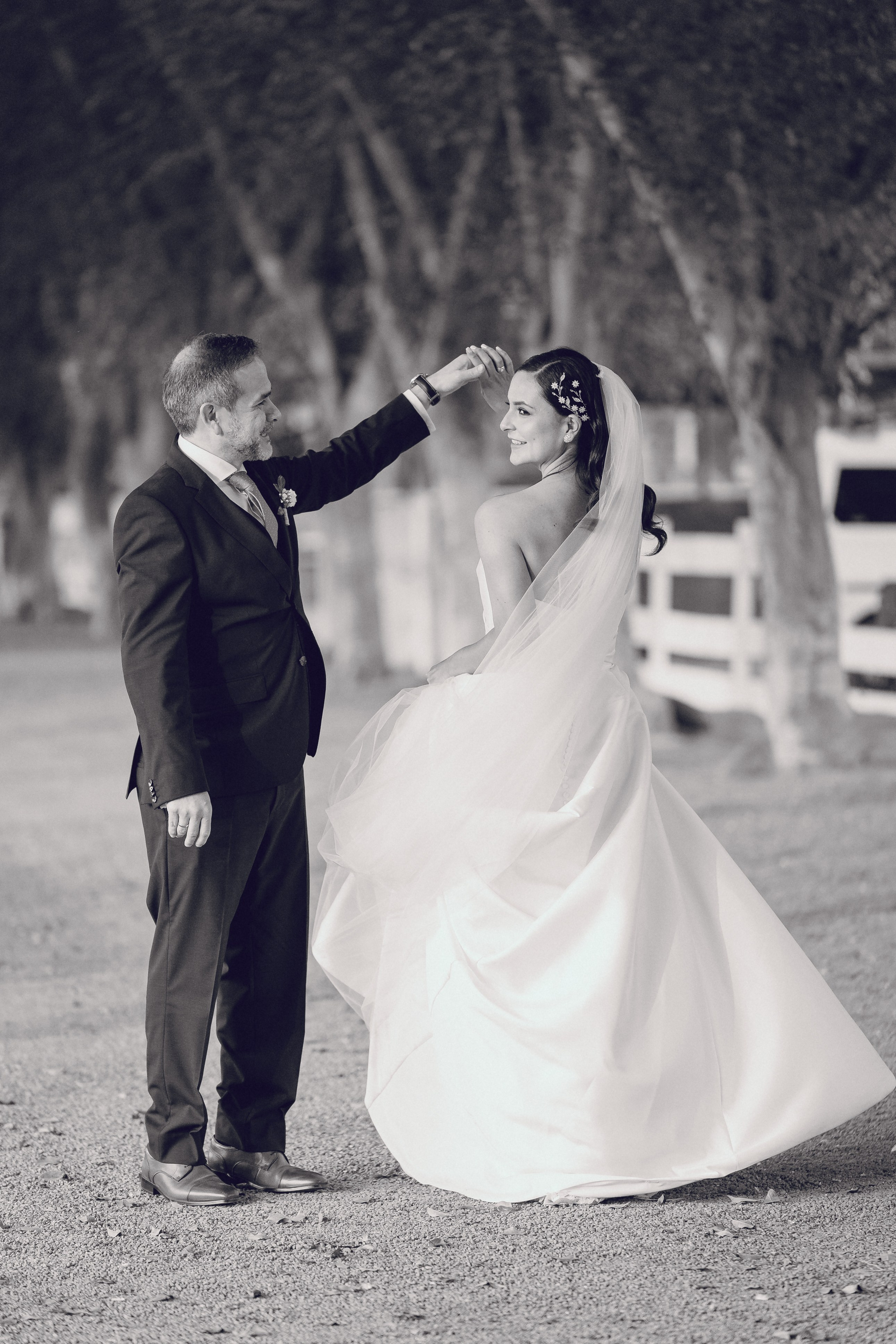 Fotógrafo de Bodas en Lima | Ronhy Altamirano. Fotografía narrativa y cinematográfica para bodas, quinceañeras y eventos exclusivos